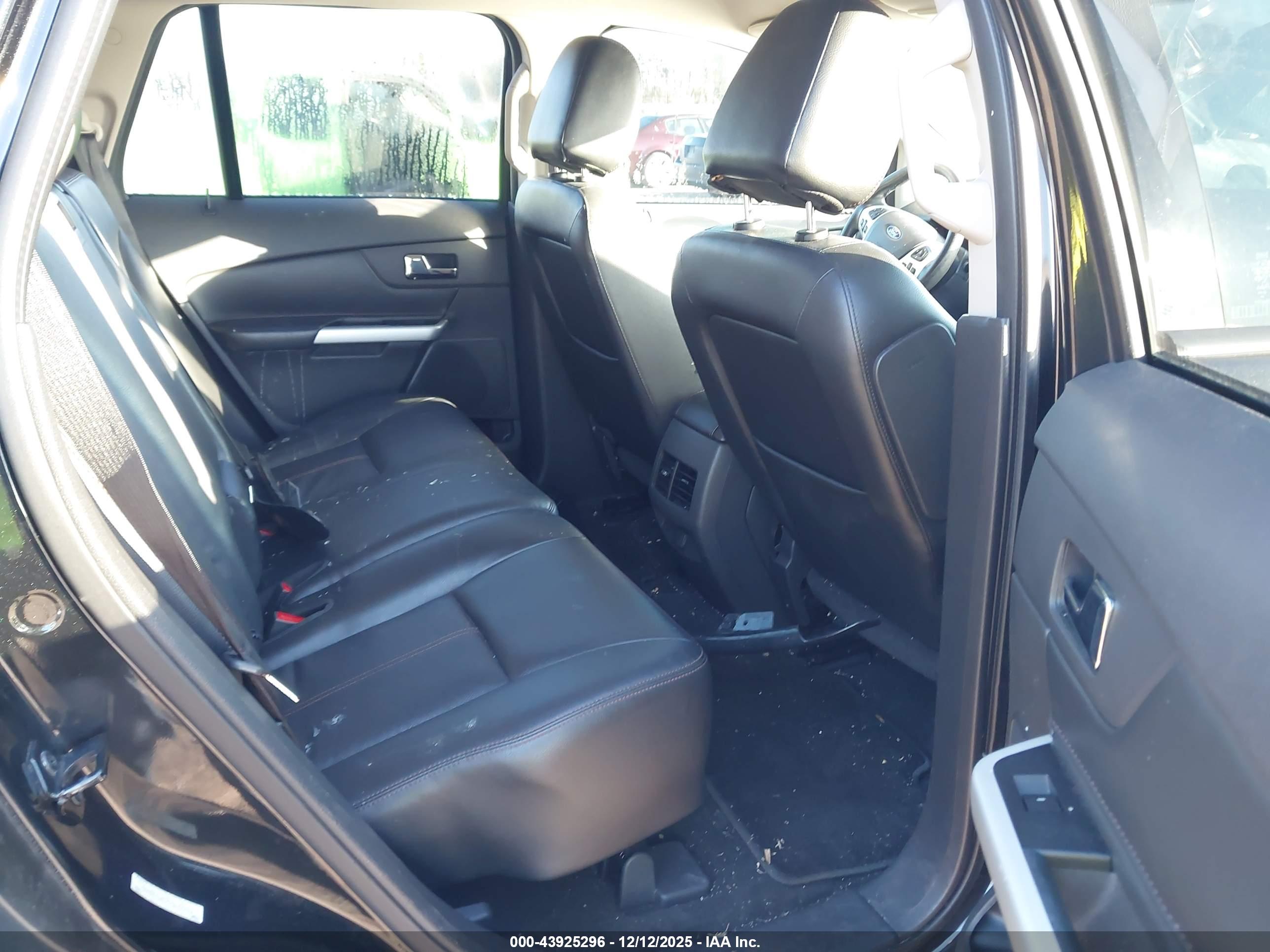 FORD EDGE image 8