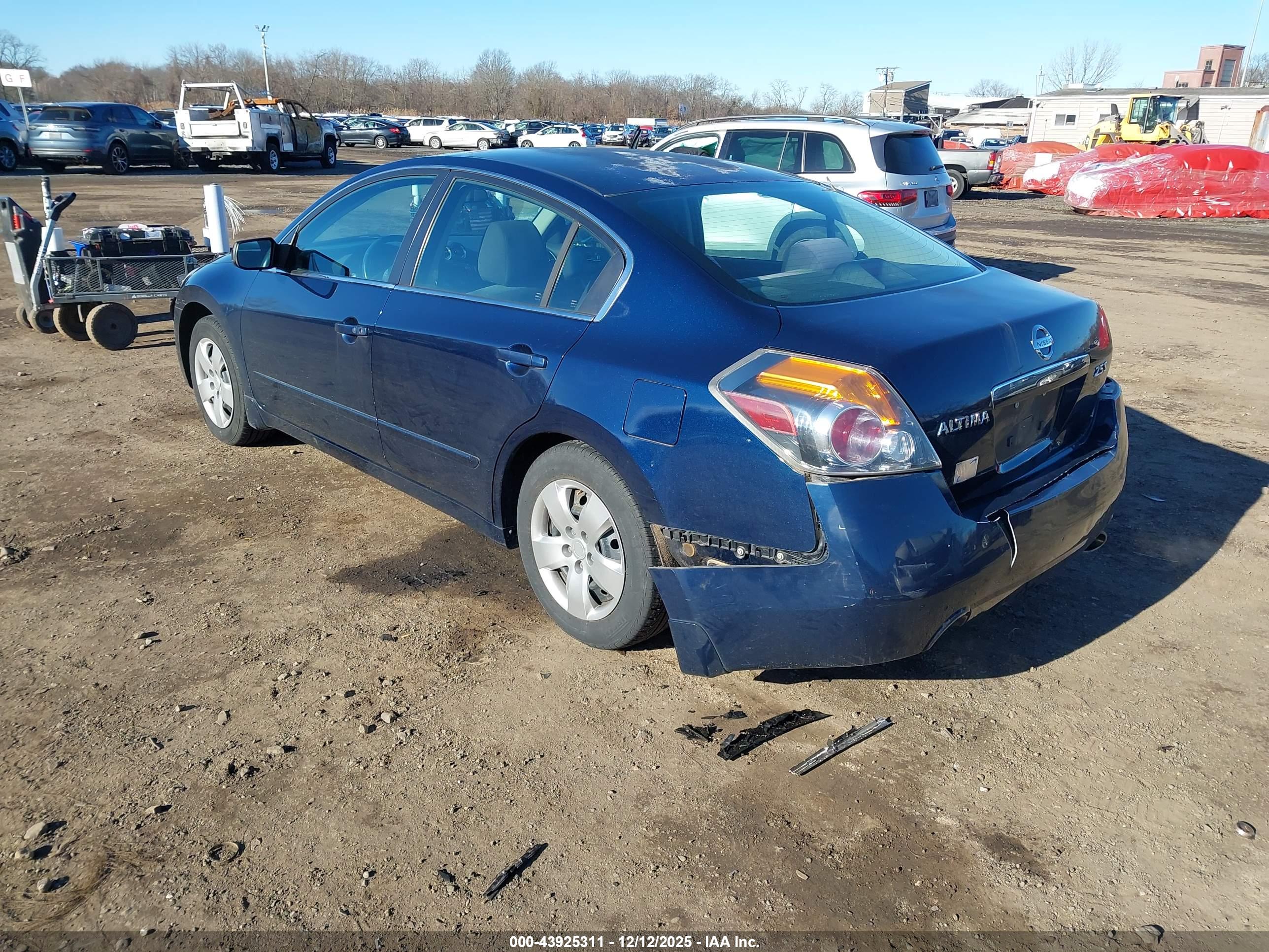 NISSAN ALTIMA image 3