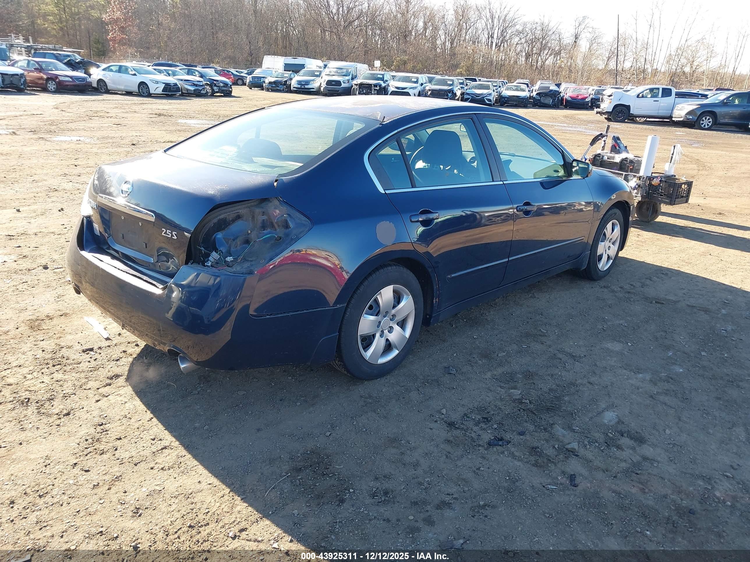 NISSAN ALTIMA image 4
