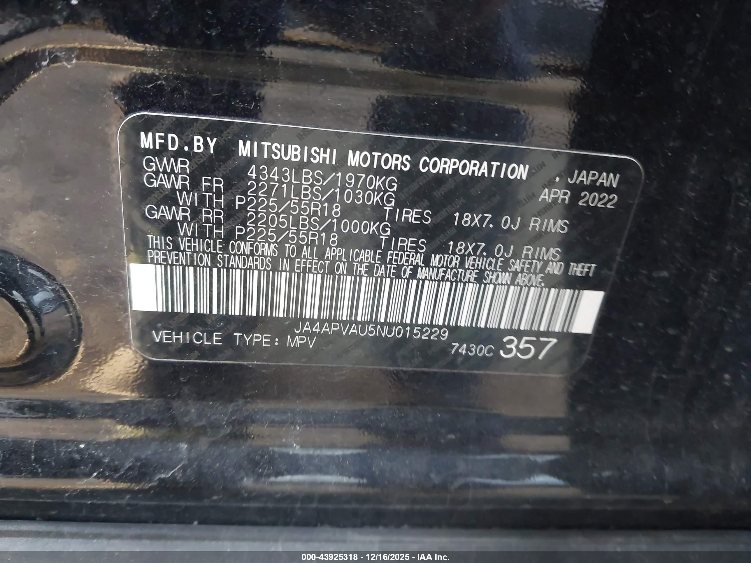 MITSUBISHI OUTLANDER image 9