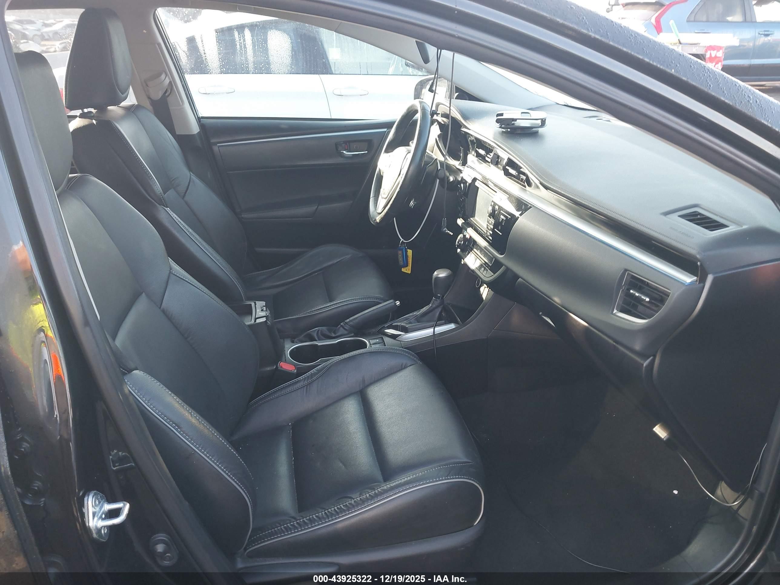 TOYOTA COROLLA image 5