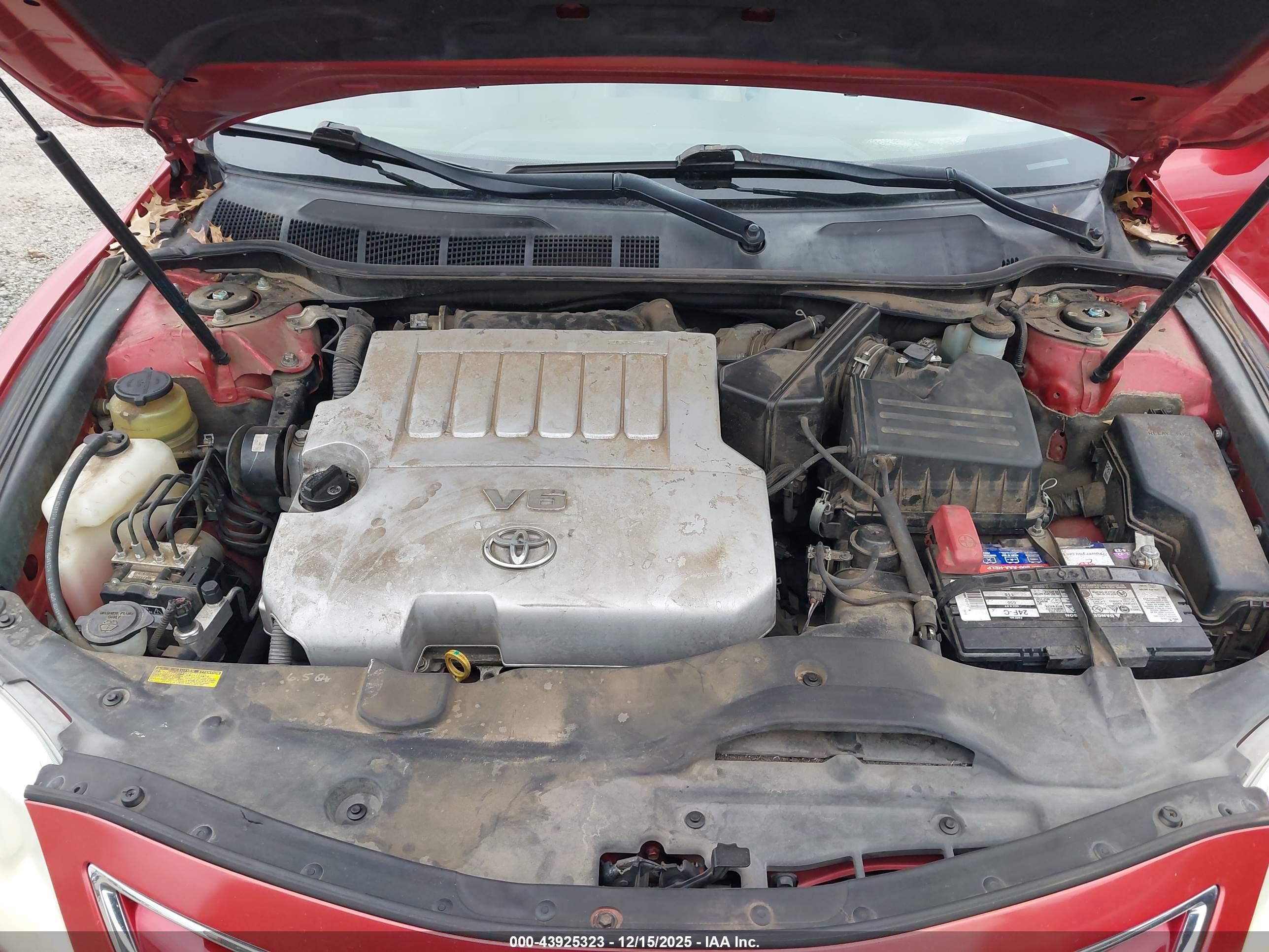 TOYOTA CAMRY image 10