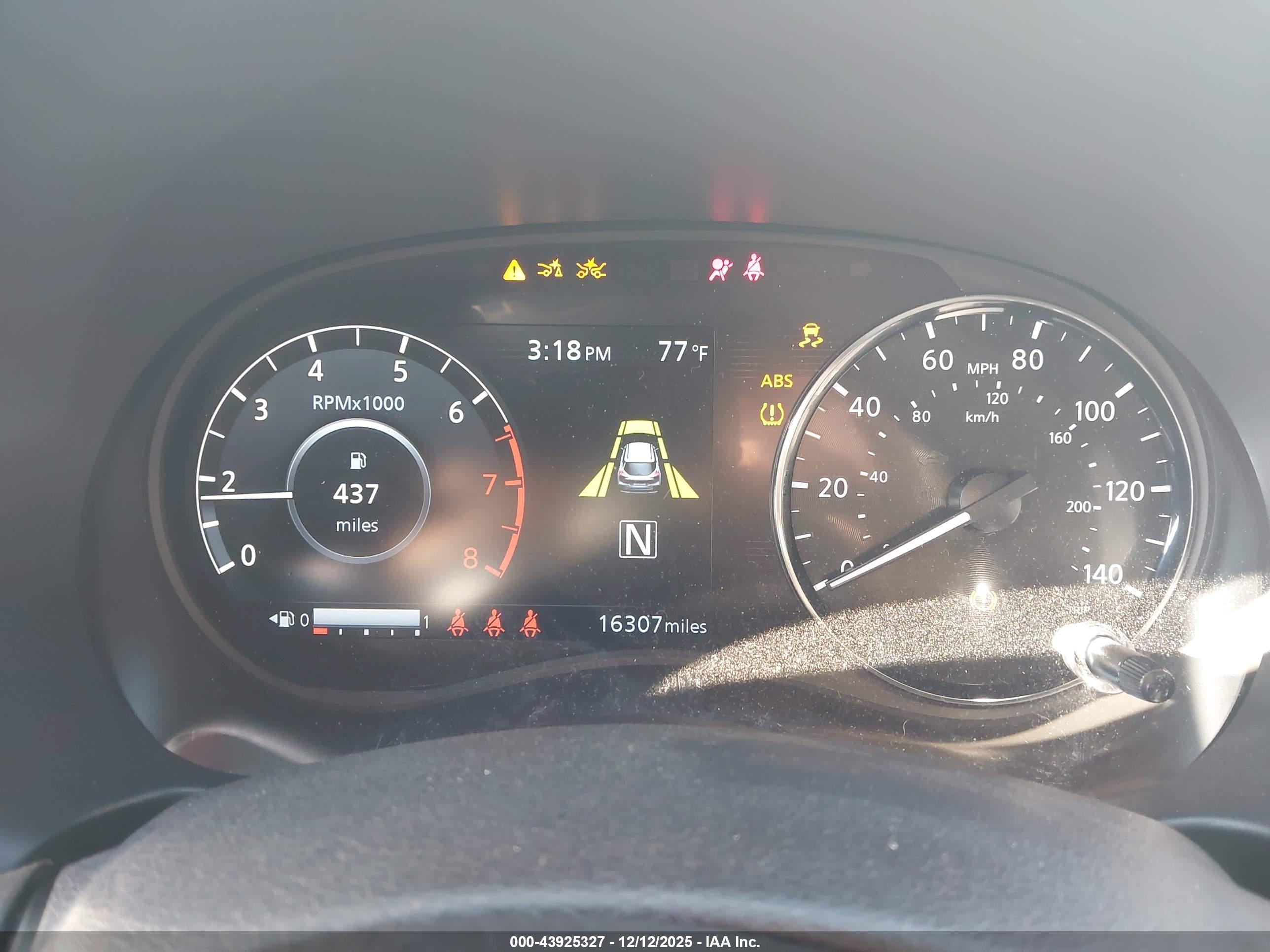 NISSAN KICKS image 7