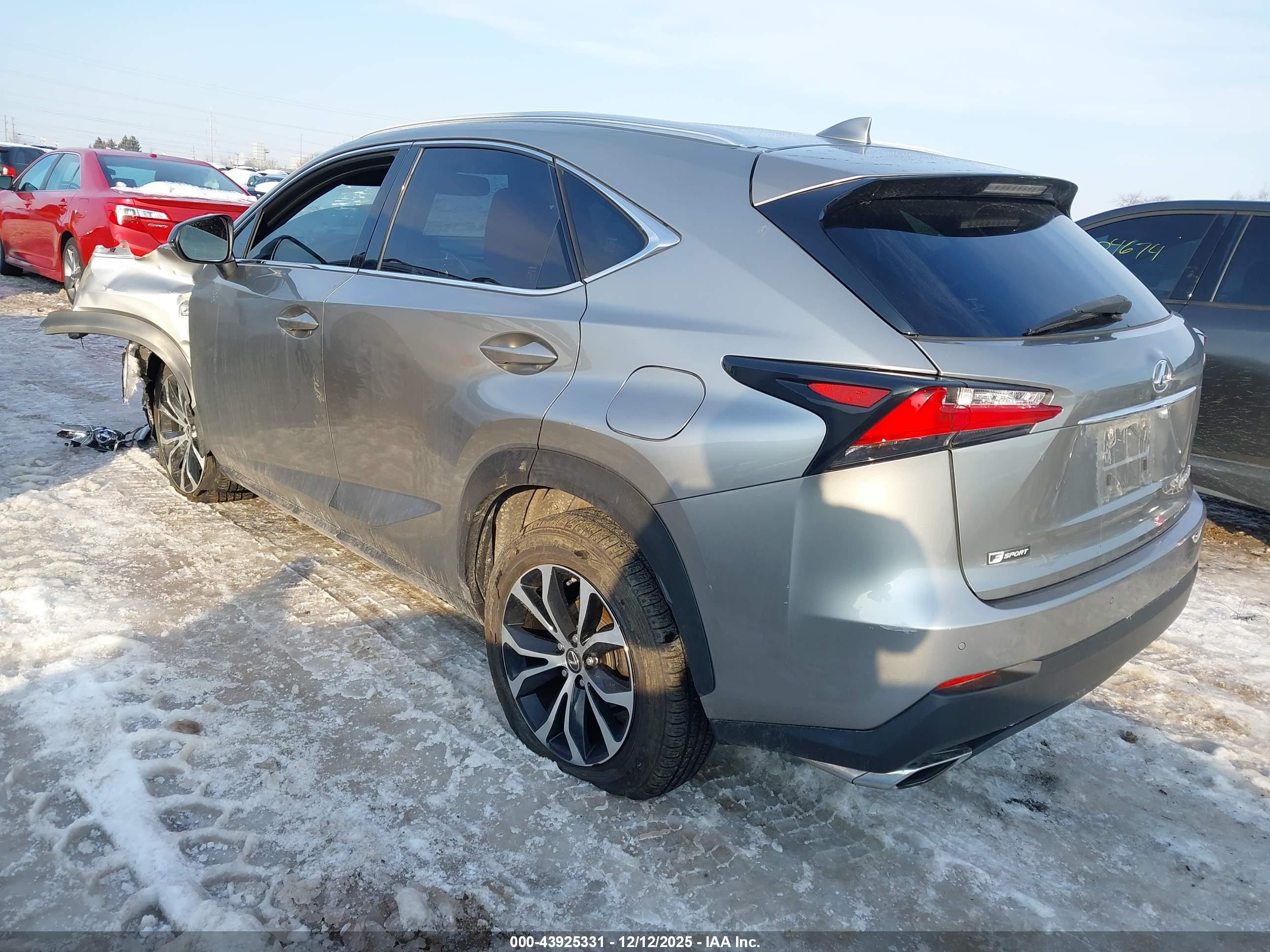 LEXUS NX image 3