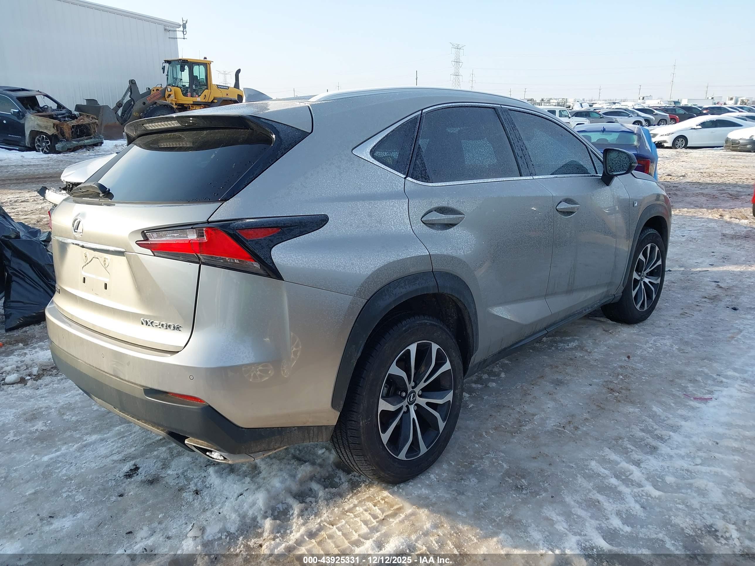 LEXUS NX image 4