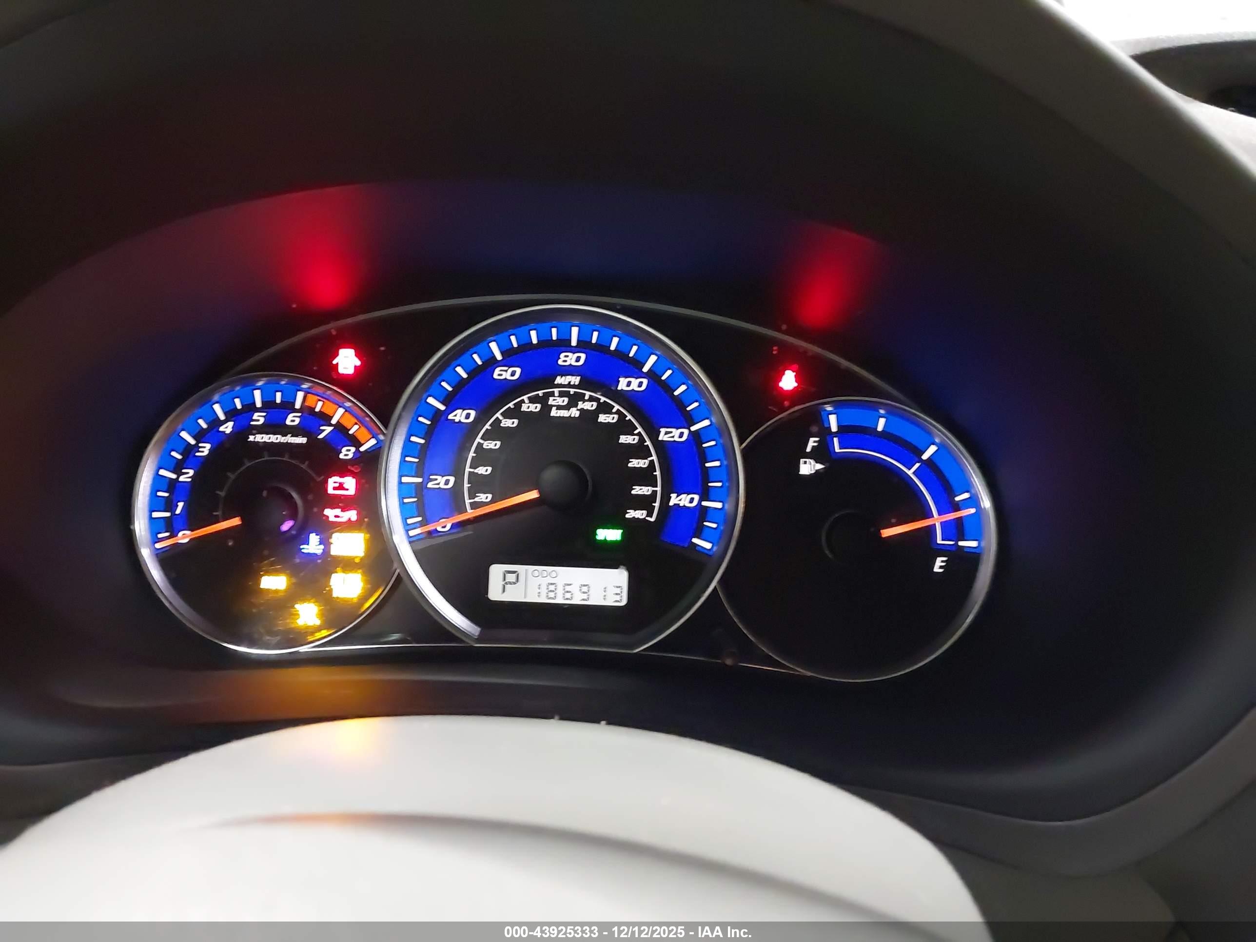 SUBARU FORESTER image 7