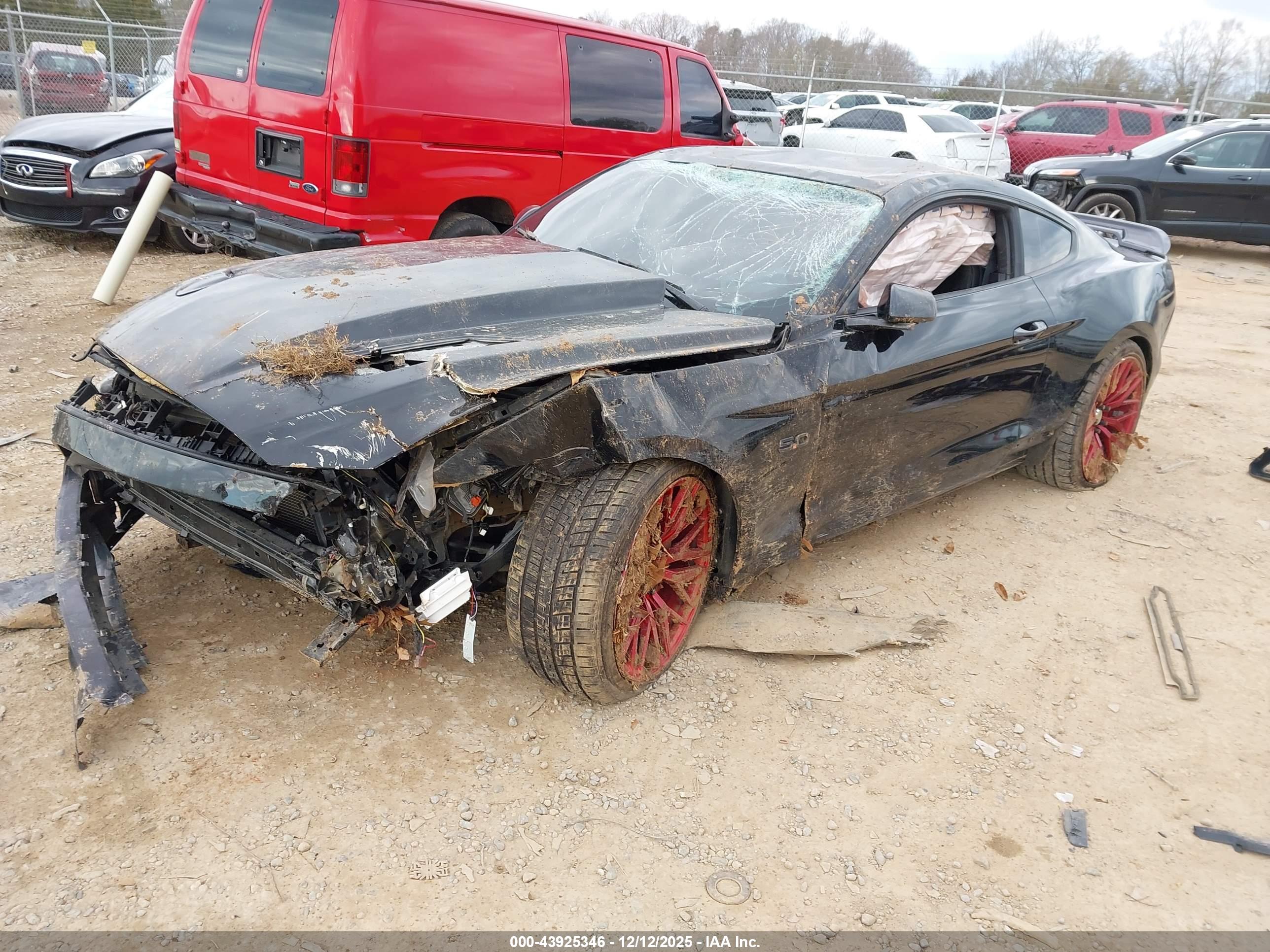 FORD MUSTANG image 2