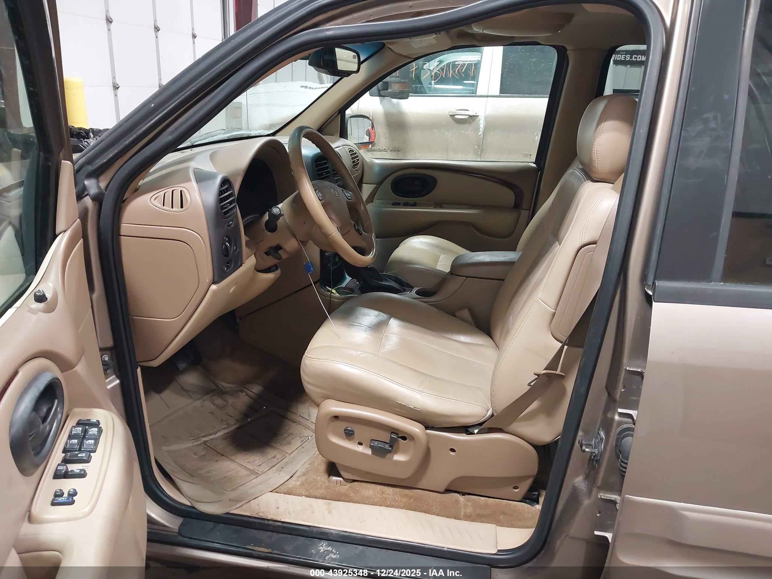 OLDSMOBILE BRAVADA image 5