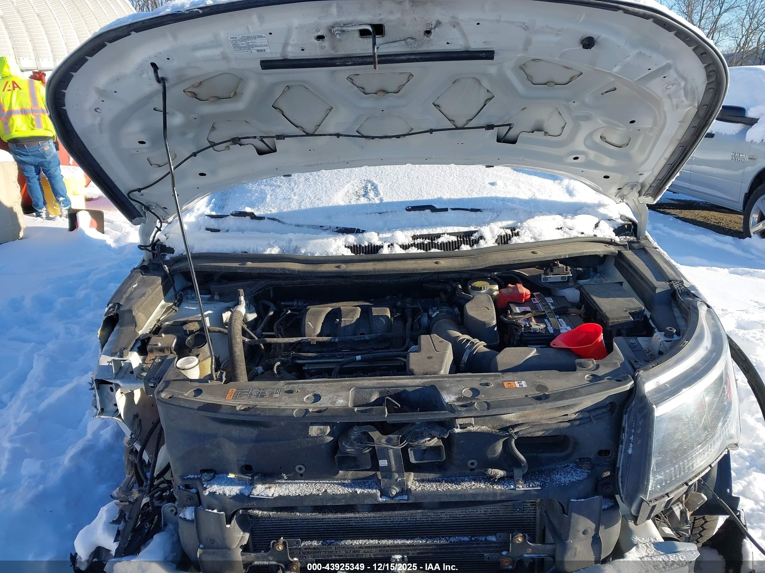 FORD UTILITY image 10