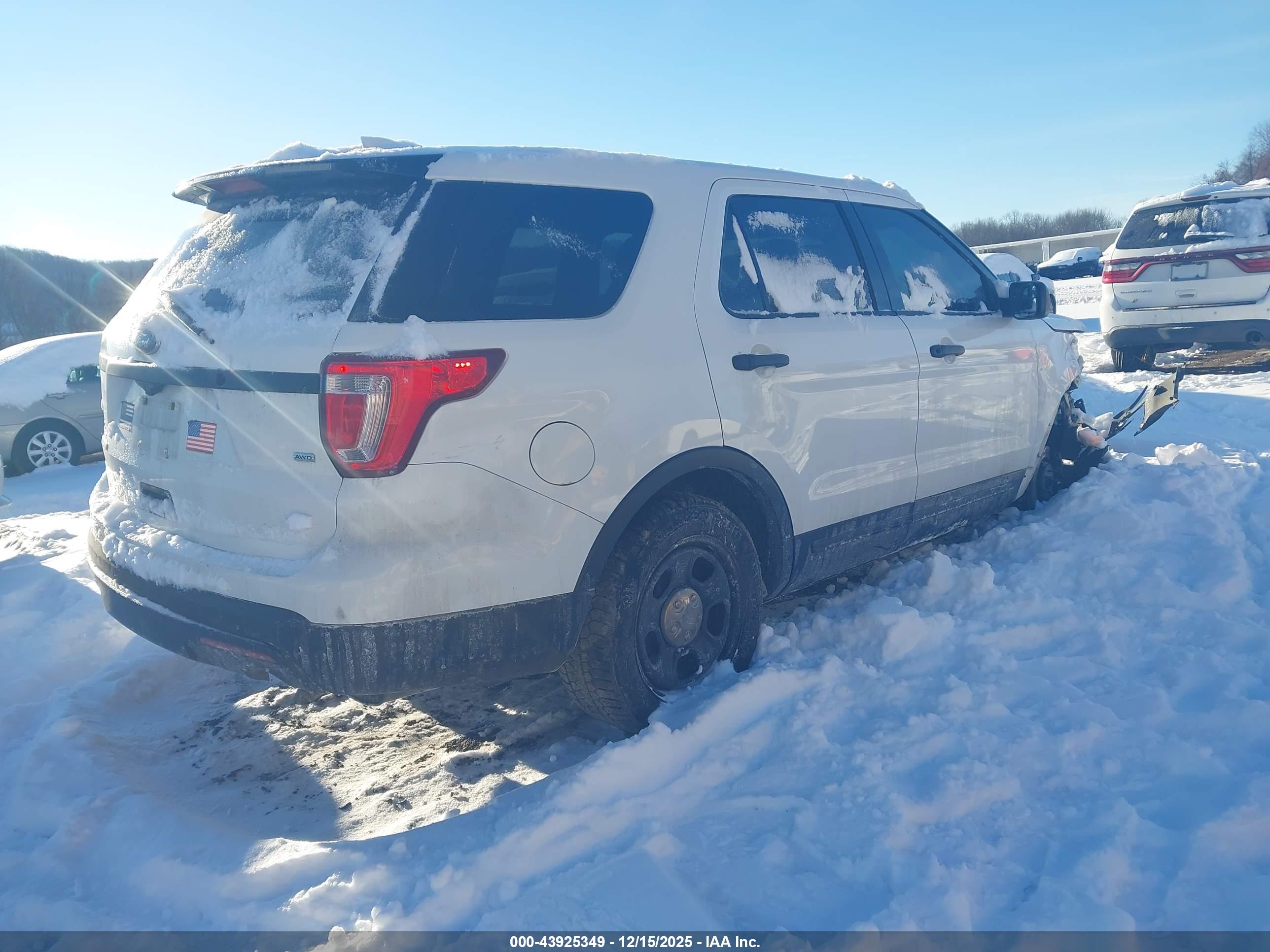 FORD UTILITY image 4