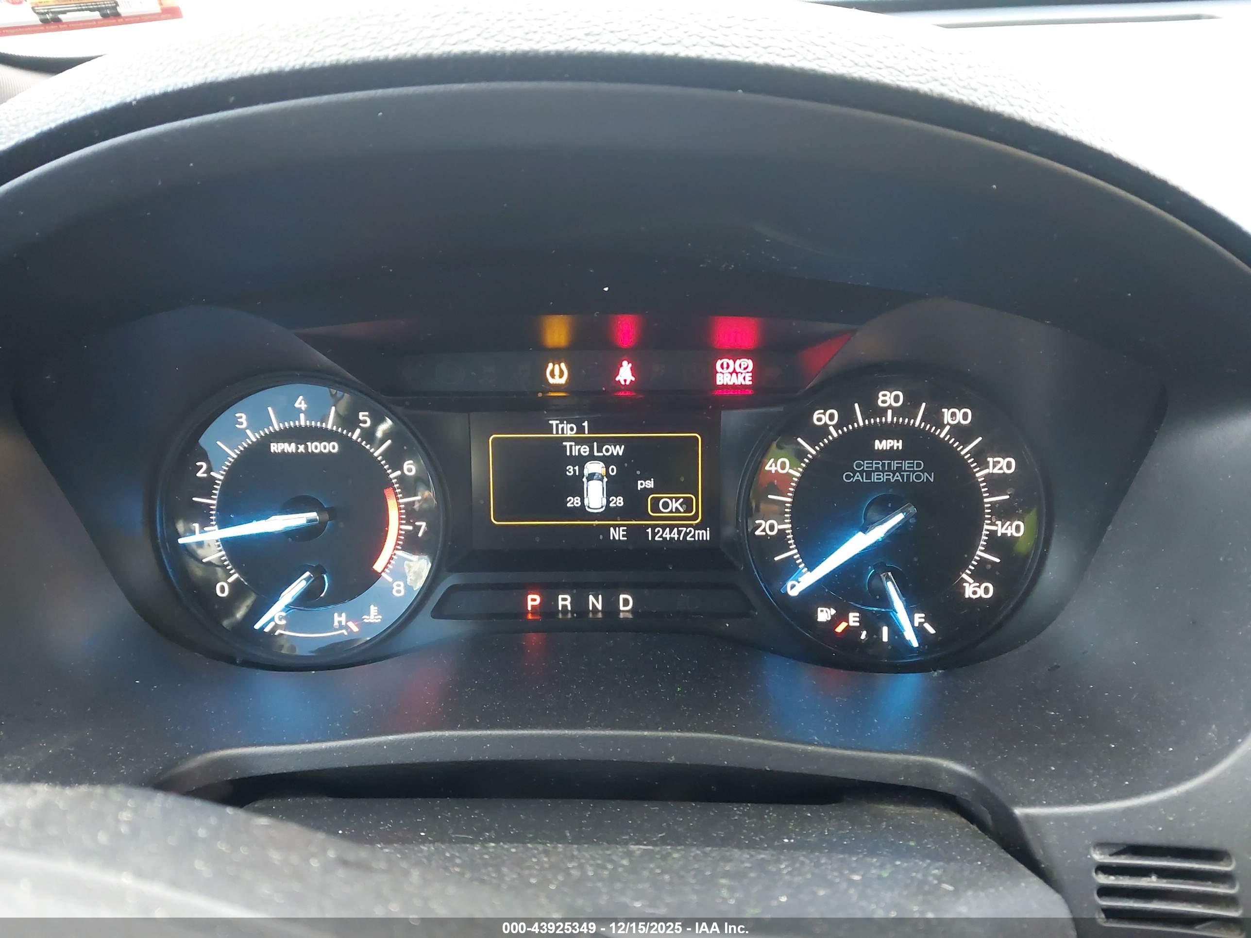 FORD UTILITY image 7
