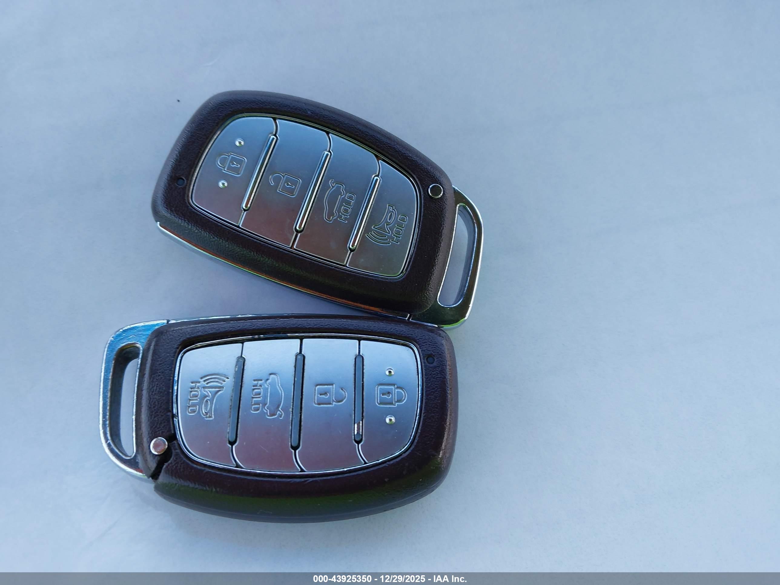 HYUNDAI SONATA image 11