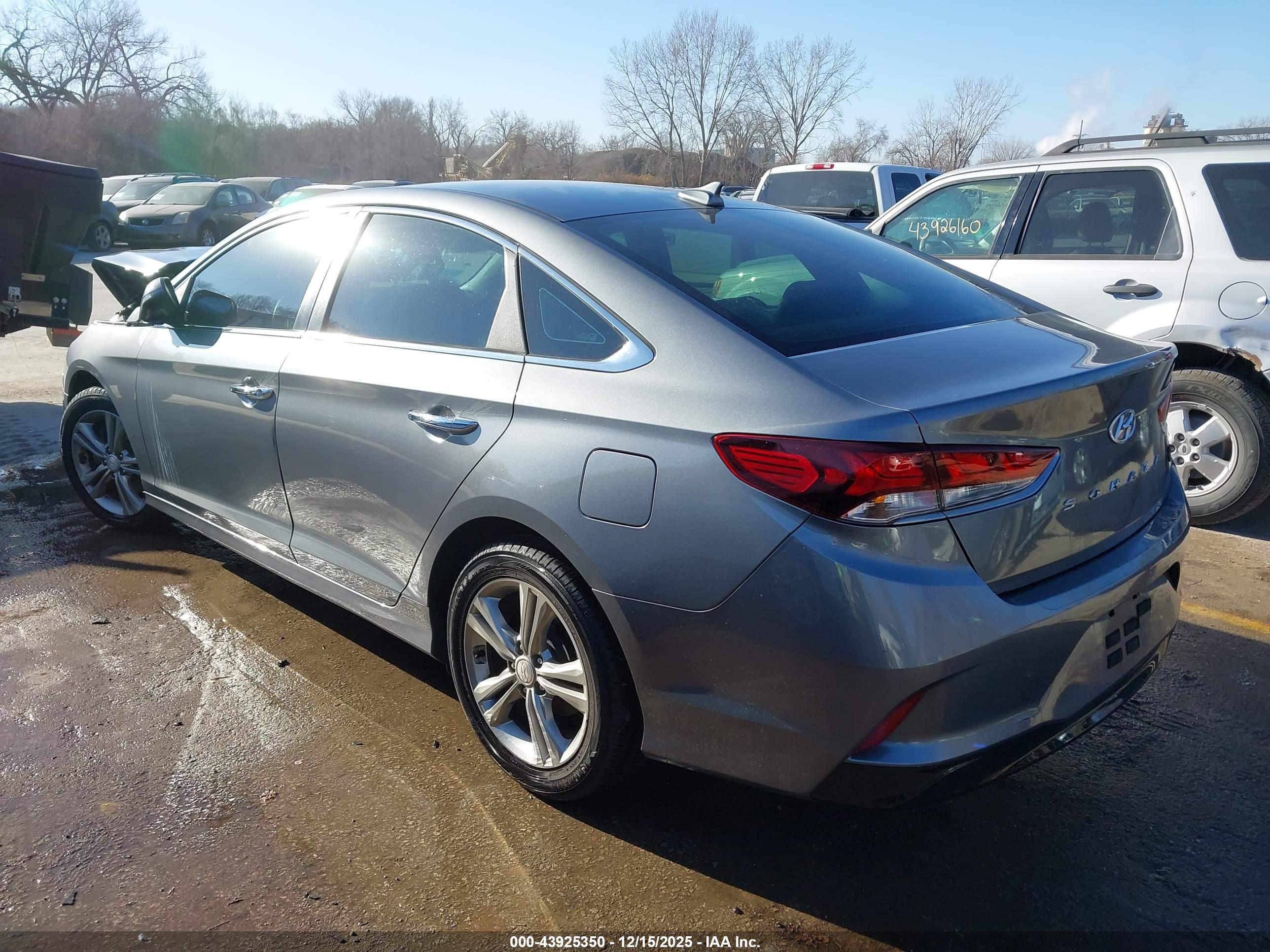 HYUNDAI SONATA image 3