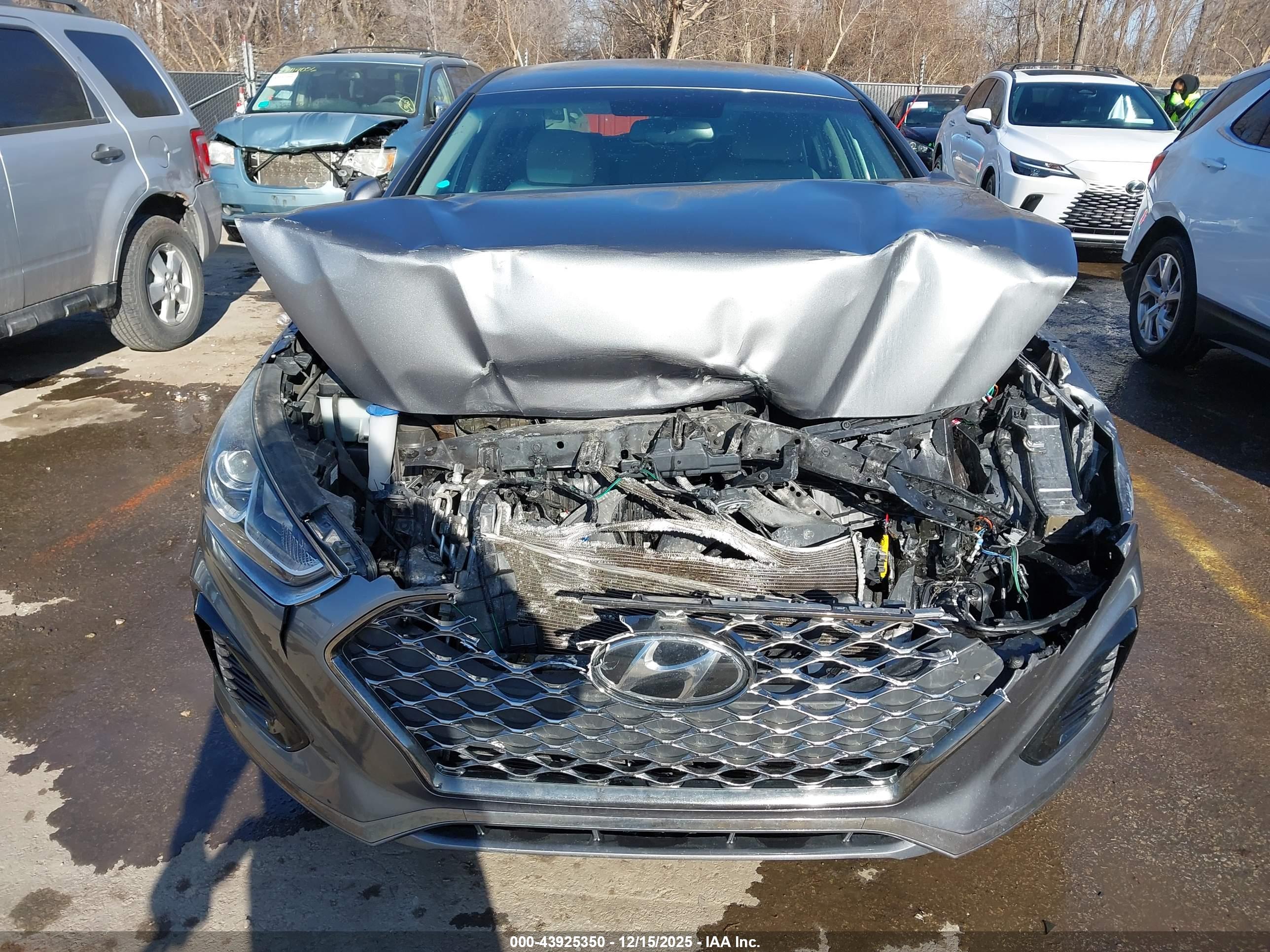 HYUNDAI SONATA image 6