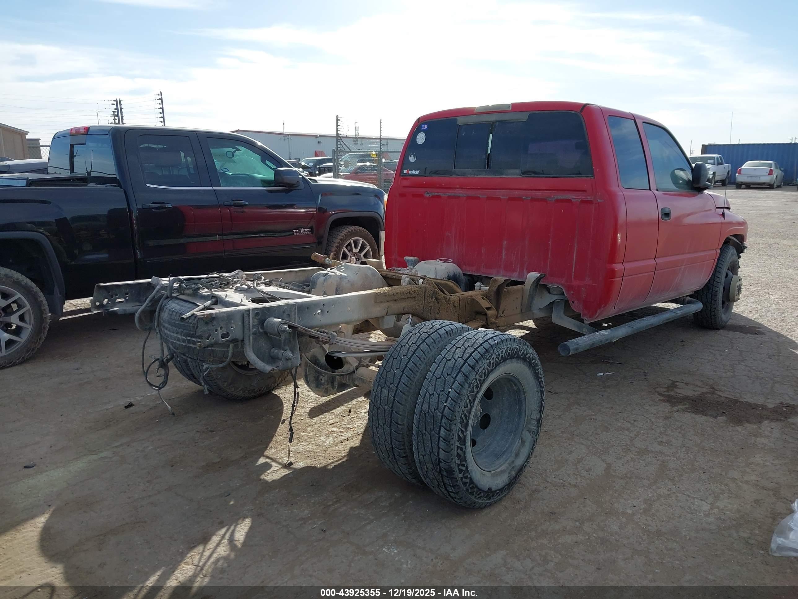 DODGE RAM image 4