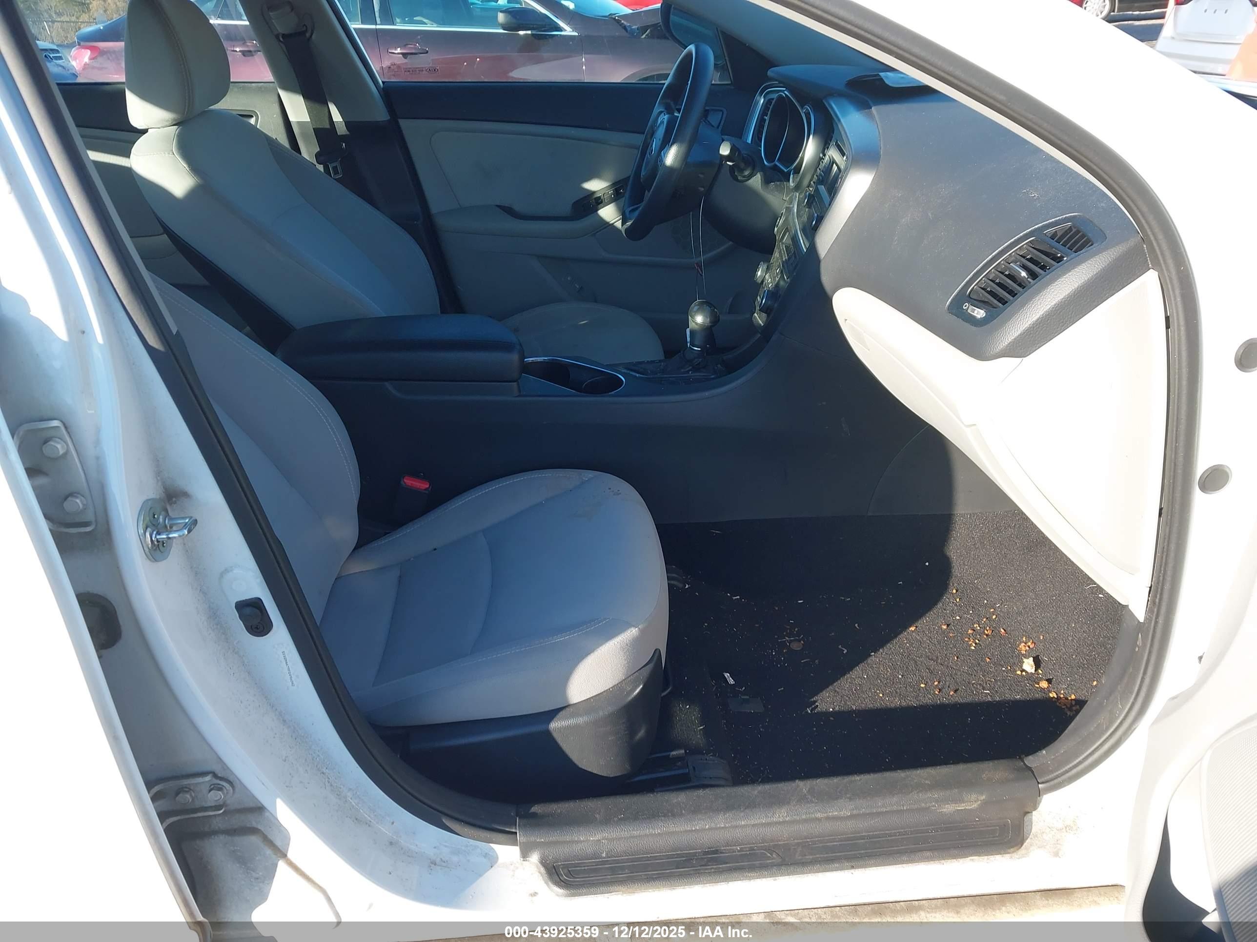 KIA OPTIMA image 5