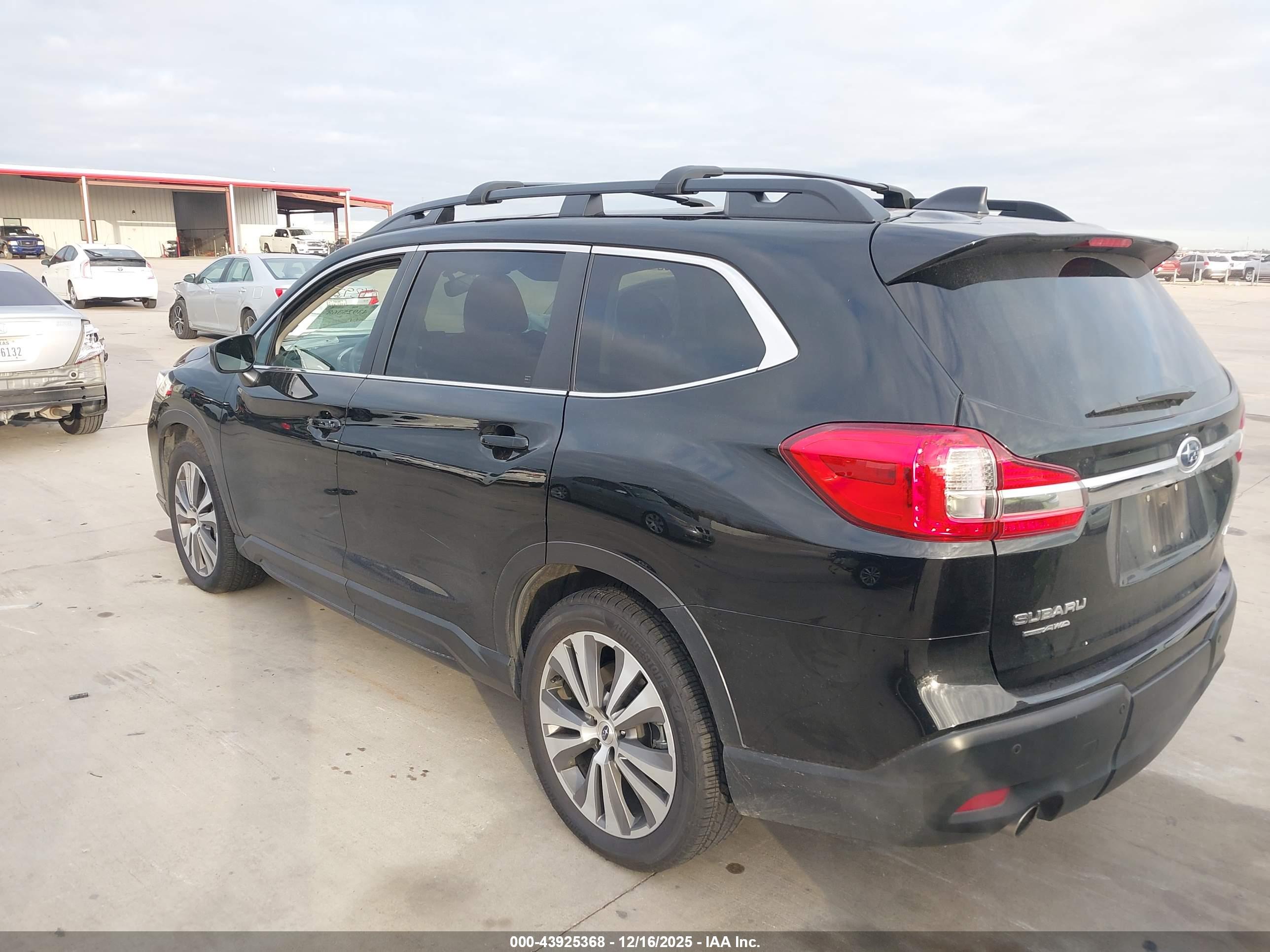 SUBARU ASCENT image 3