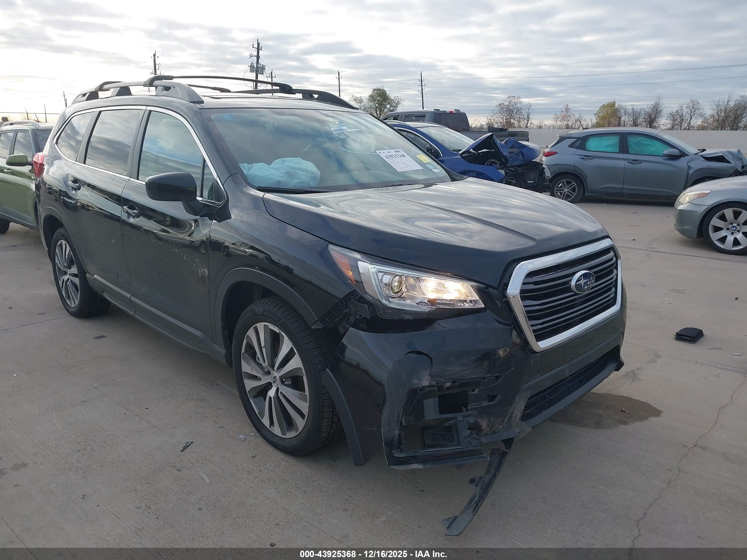 SUBARU ASCENT image 6