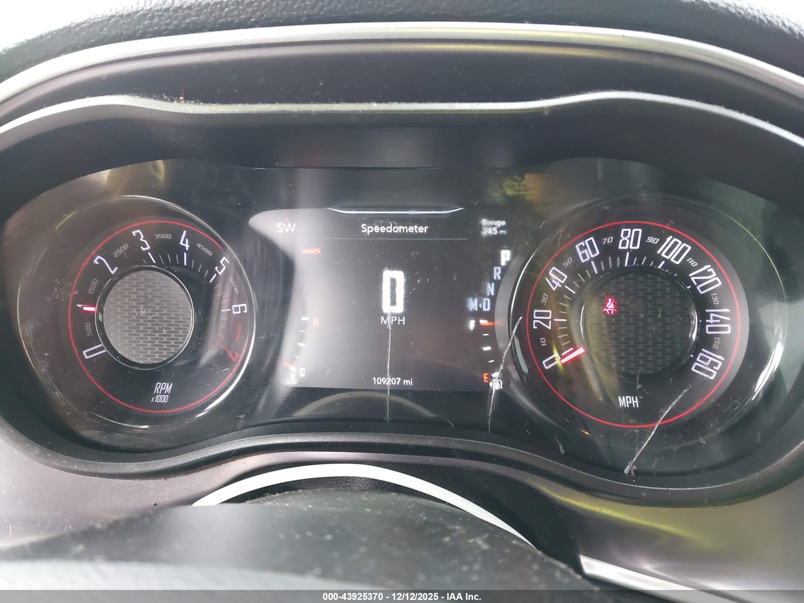DODGE CHALLENGER image 7