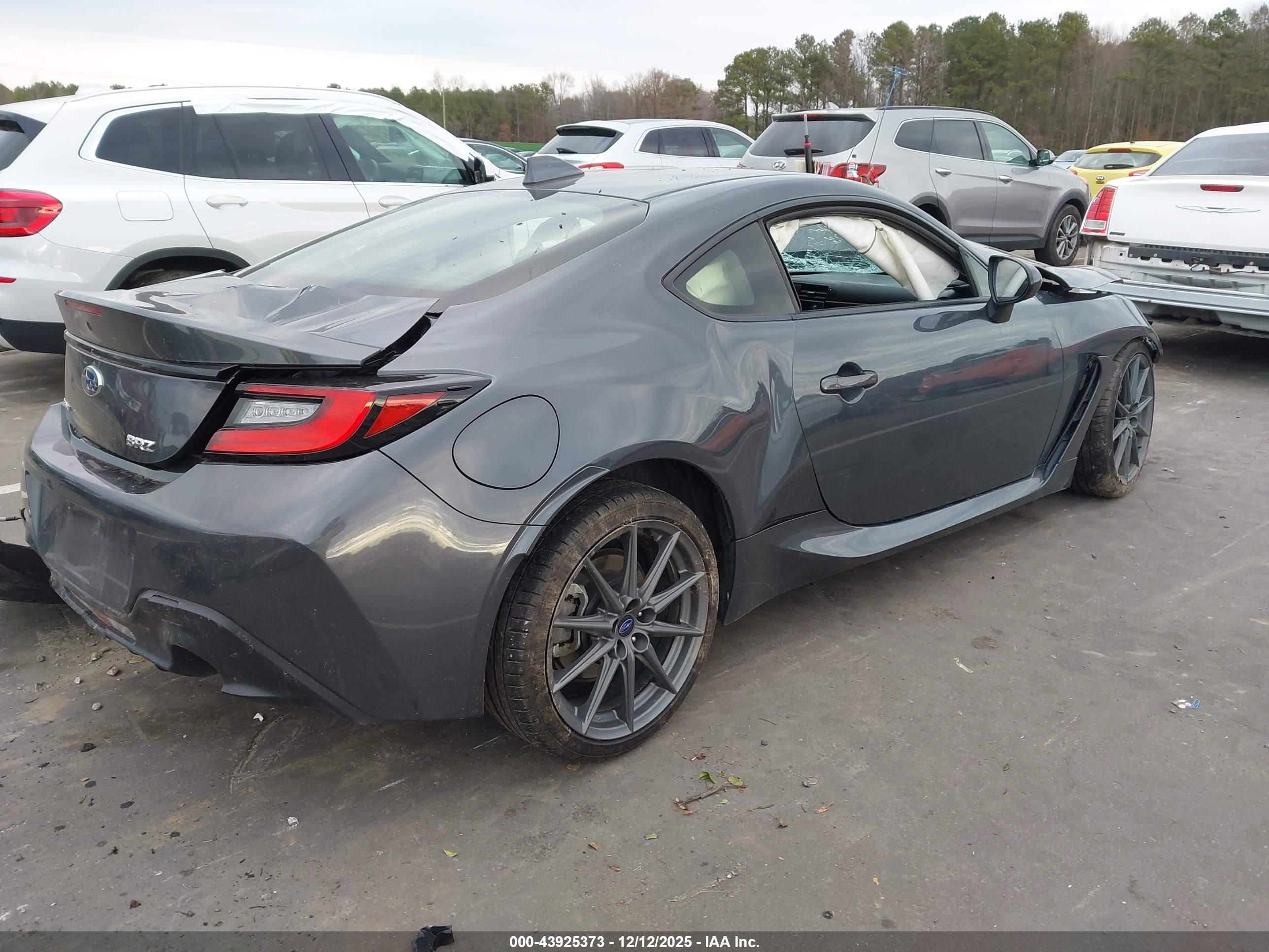 SUBARU BRZ image 4