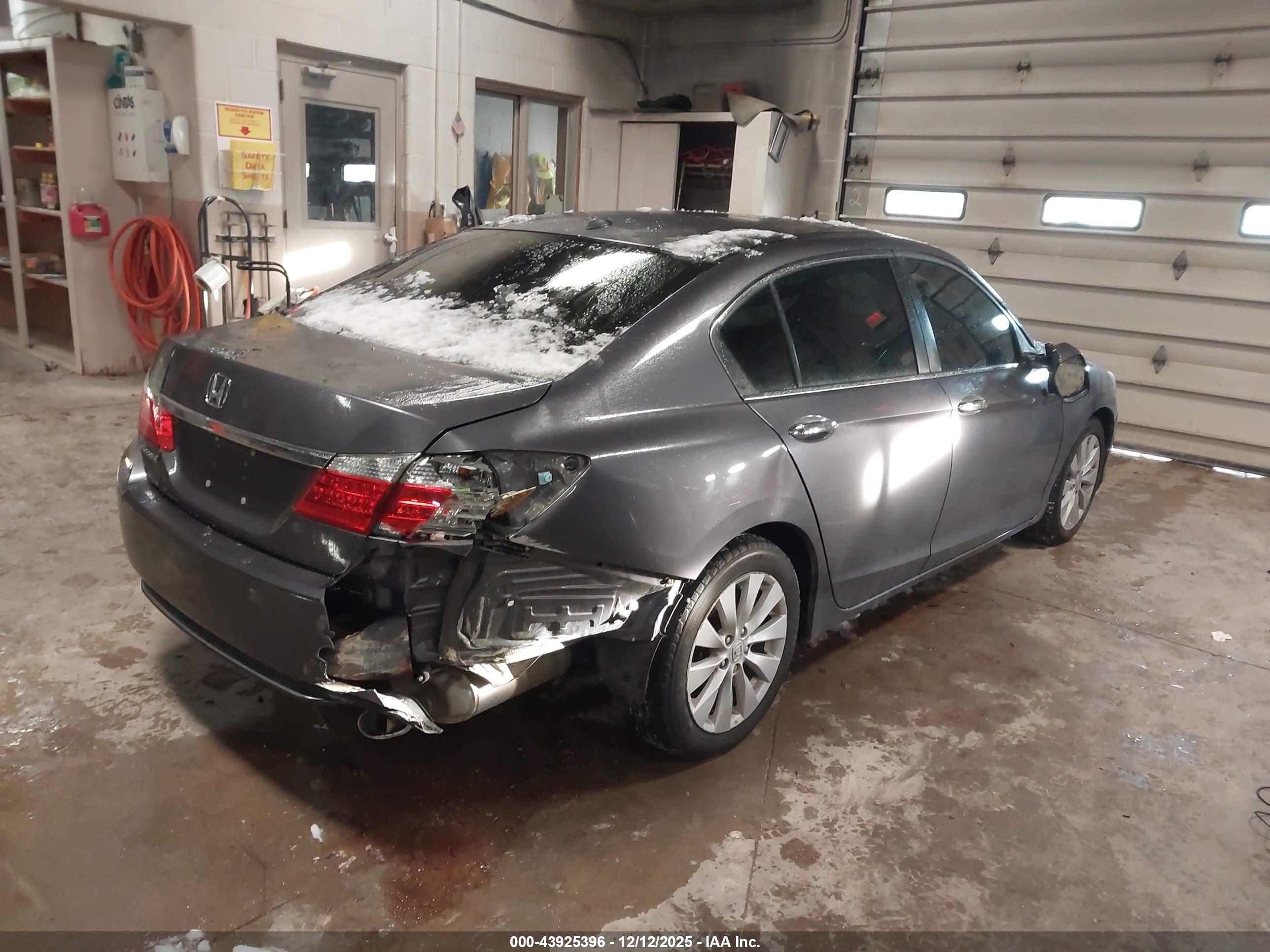 HONDA ACCORD image 4