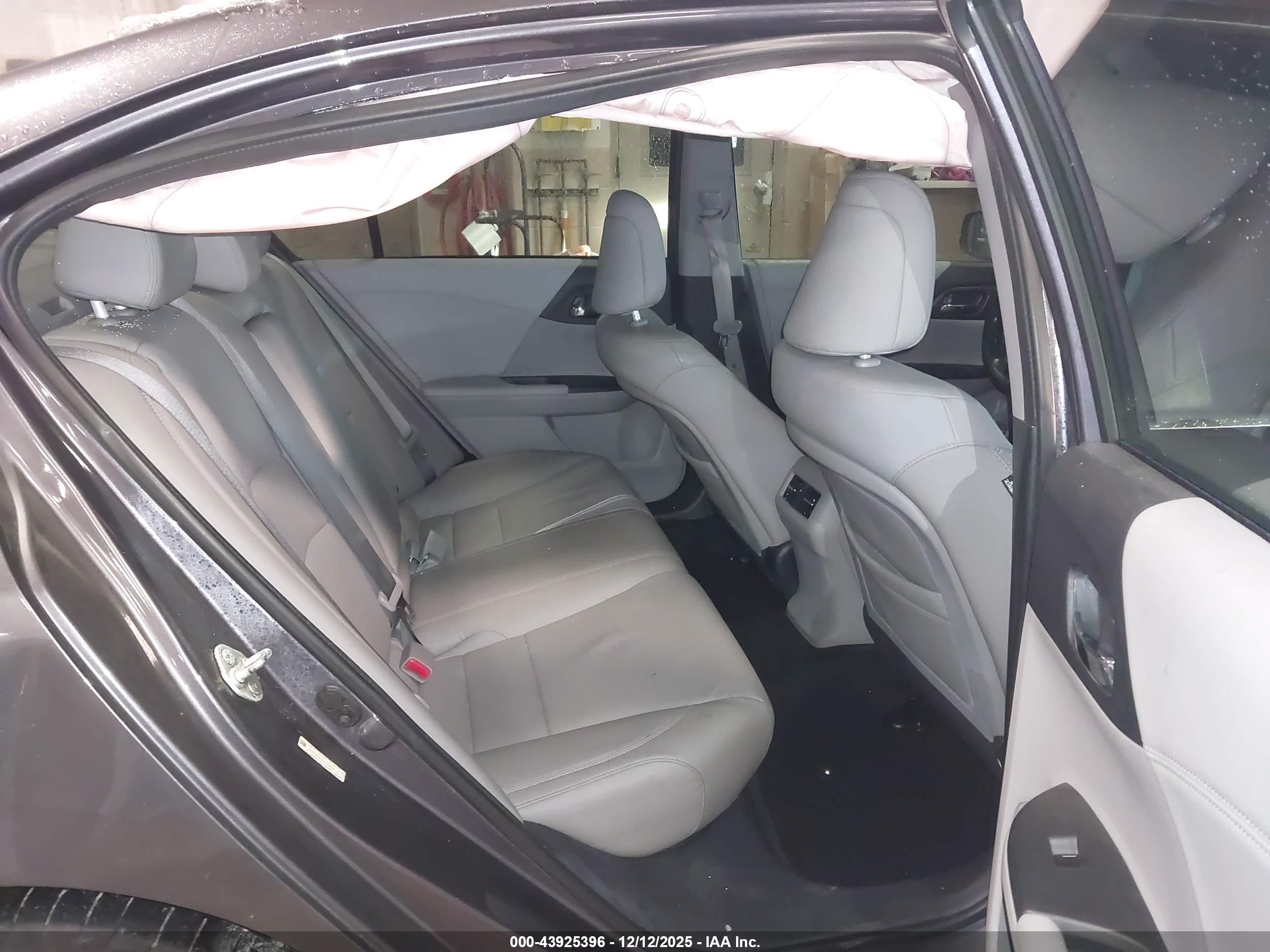 HONDA ACCORD image 8