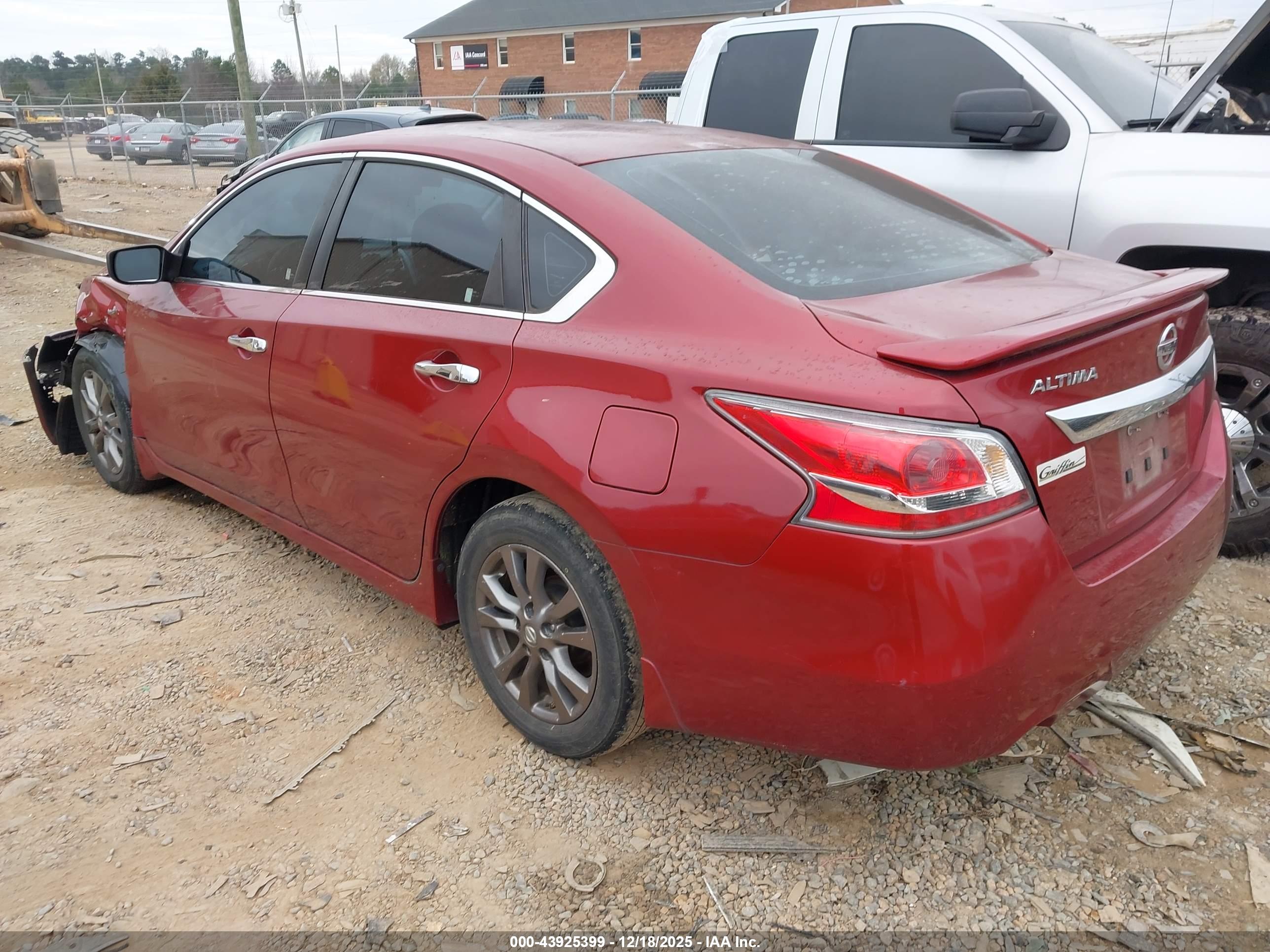 NISSAN ALTIMA image 3