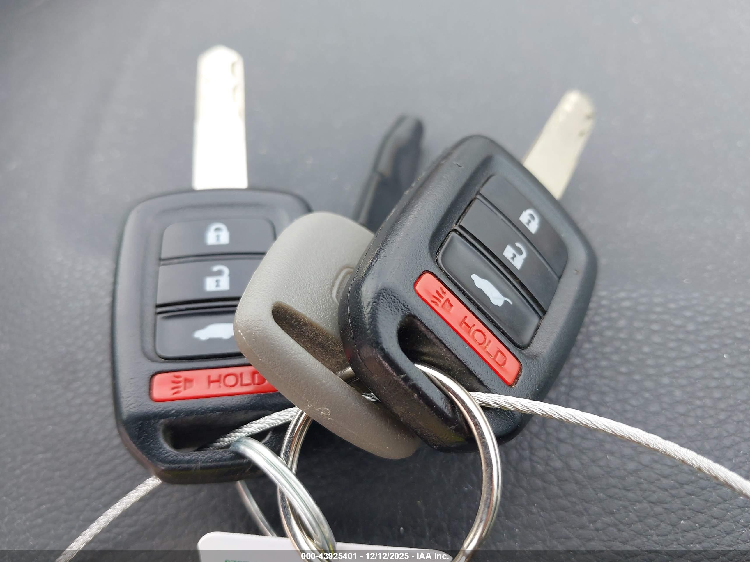 HONDA CR-V image 11