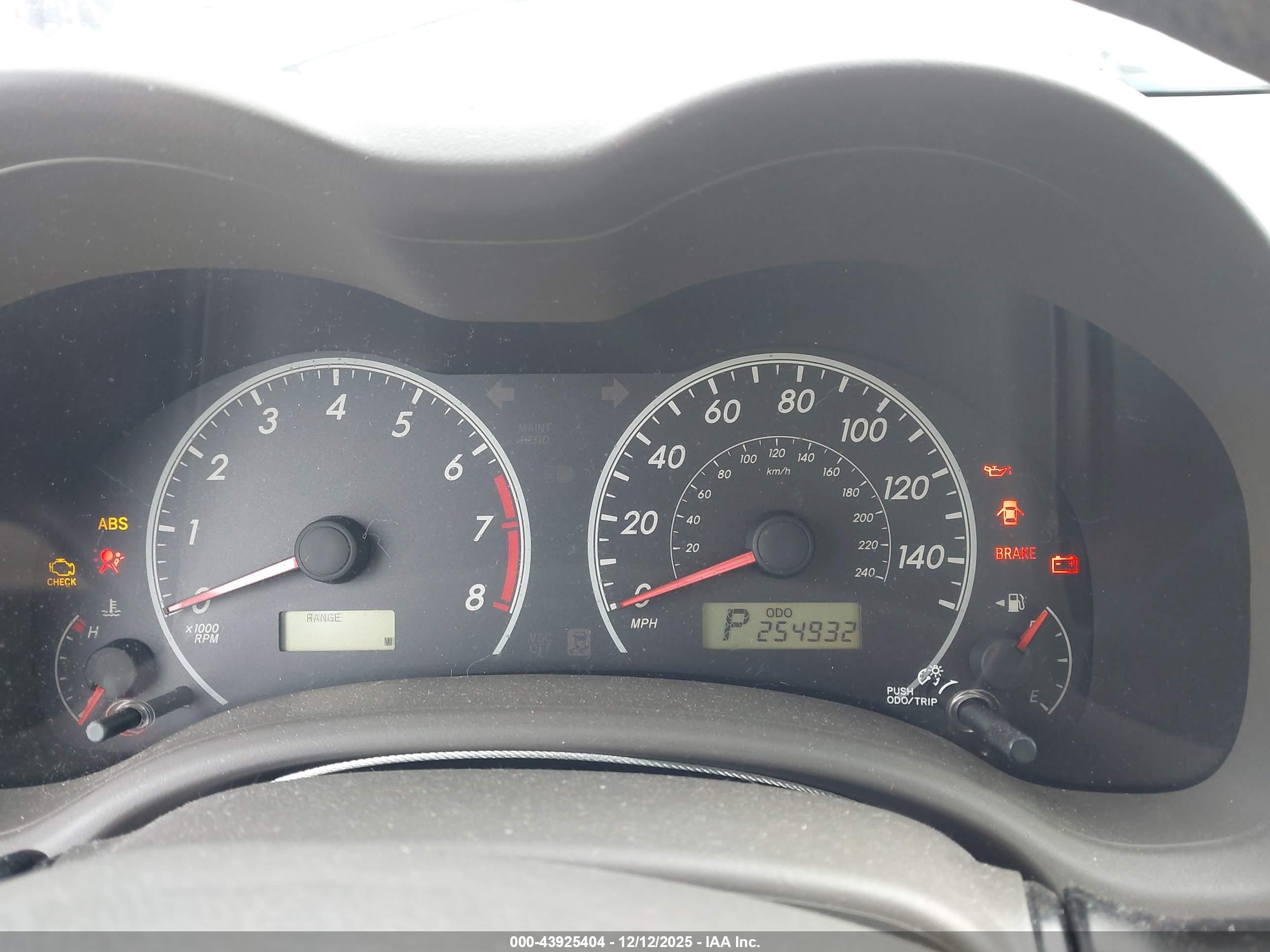 TOYOTA COROLLA image 7