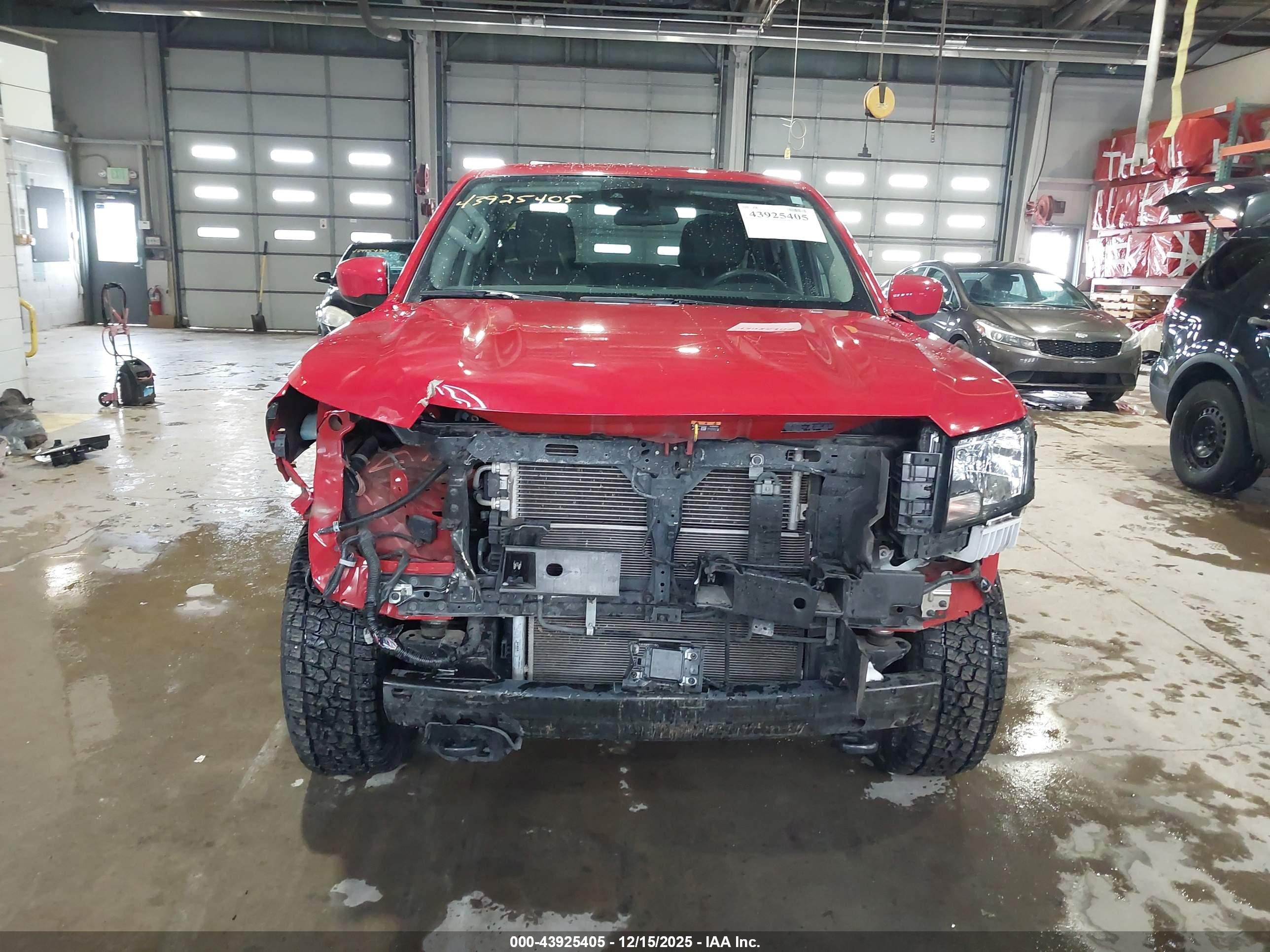 NISSAN FRONTIER image 6