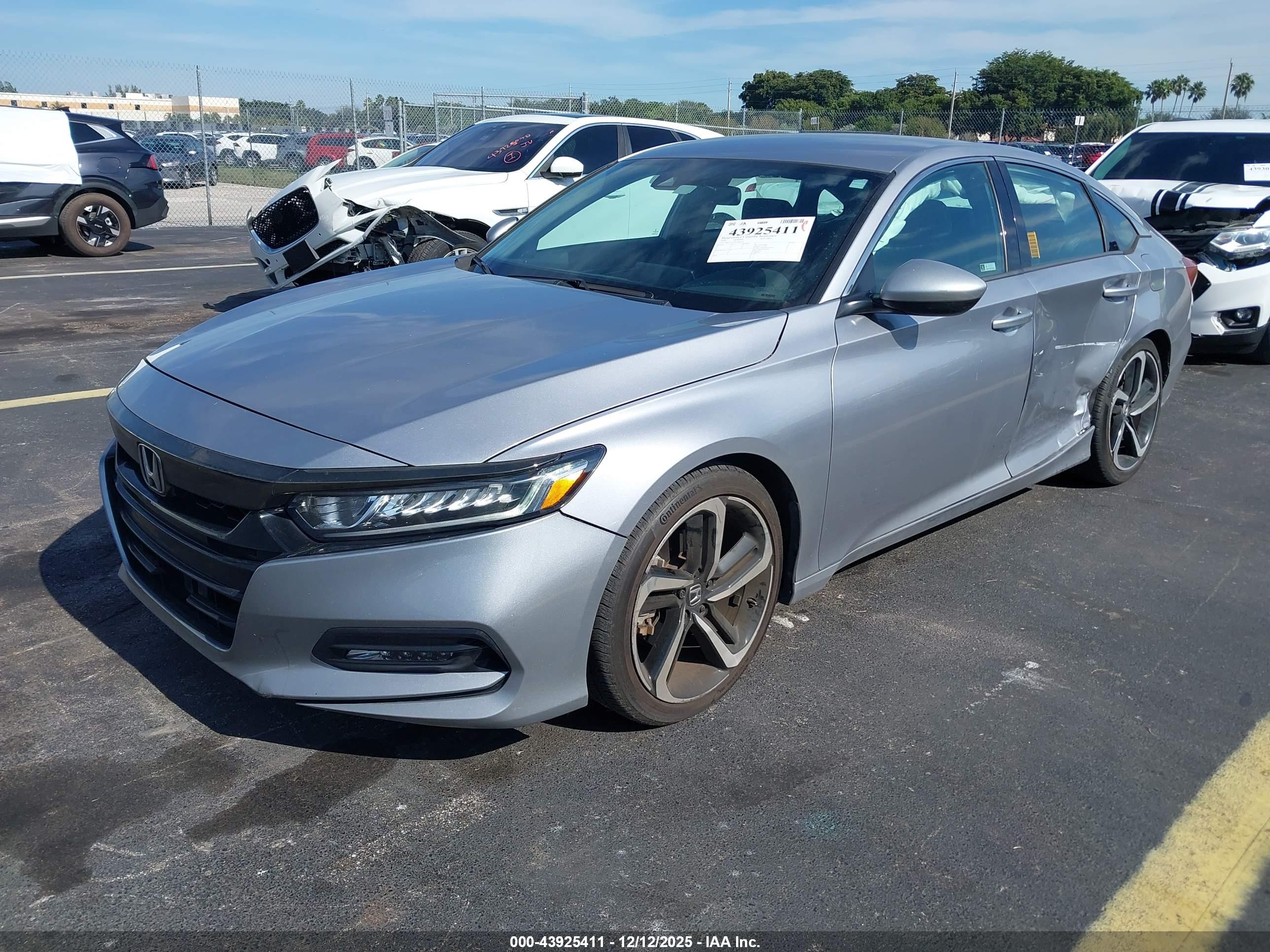 HONDA ACCORD image 2