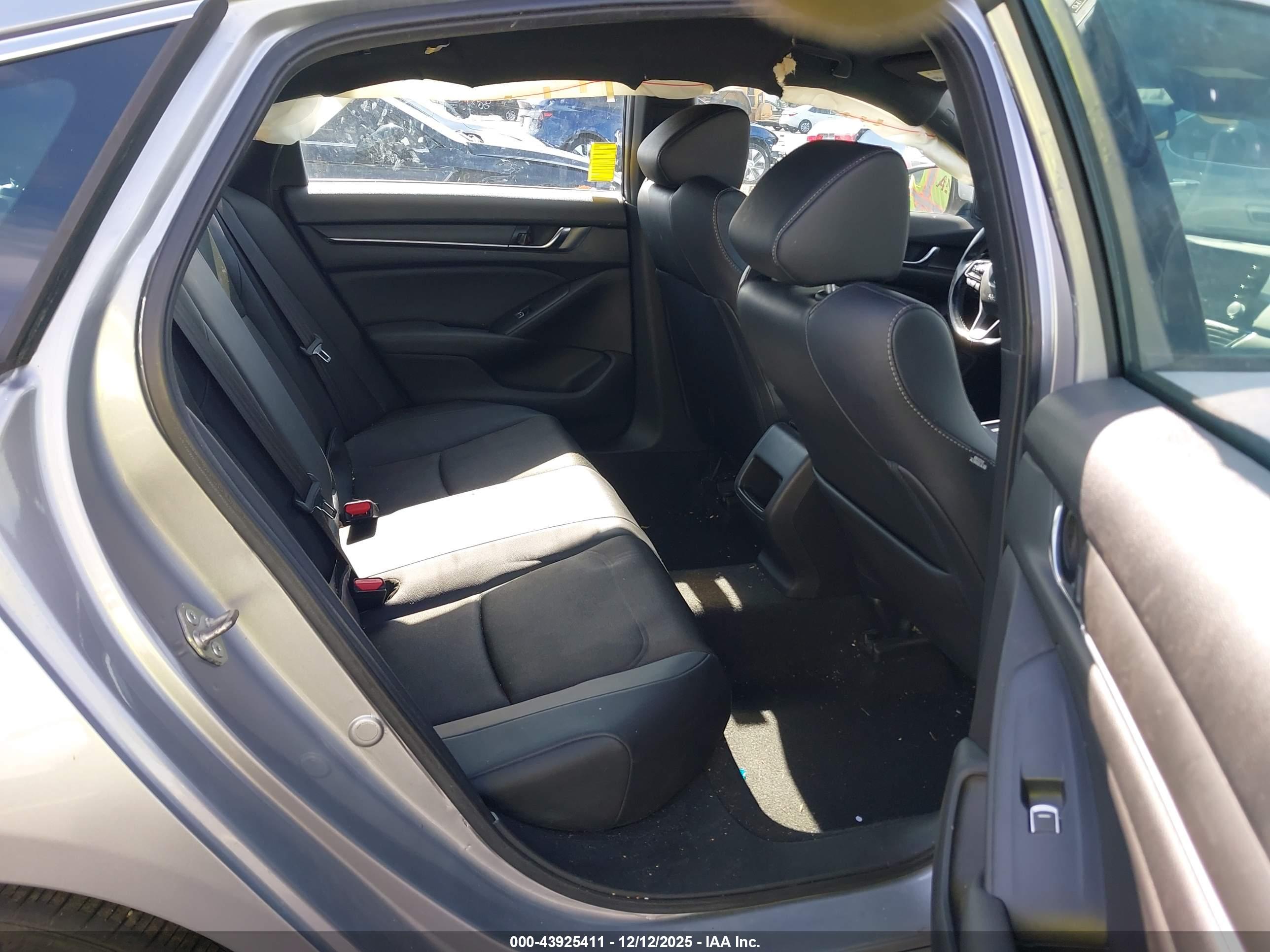 HONDA ACCORD image 8