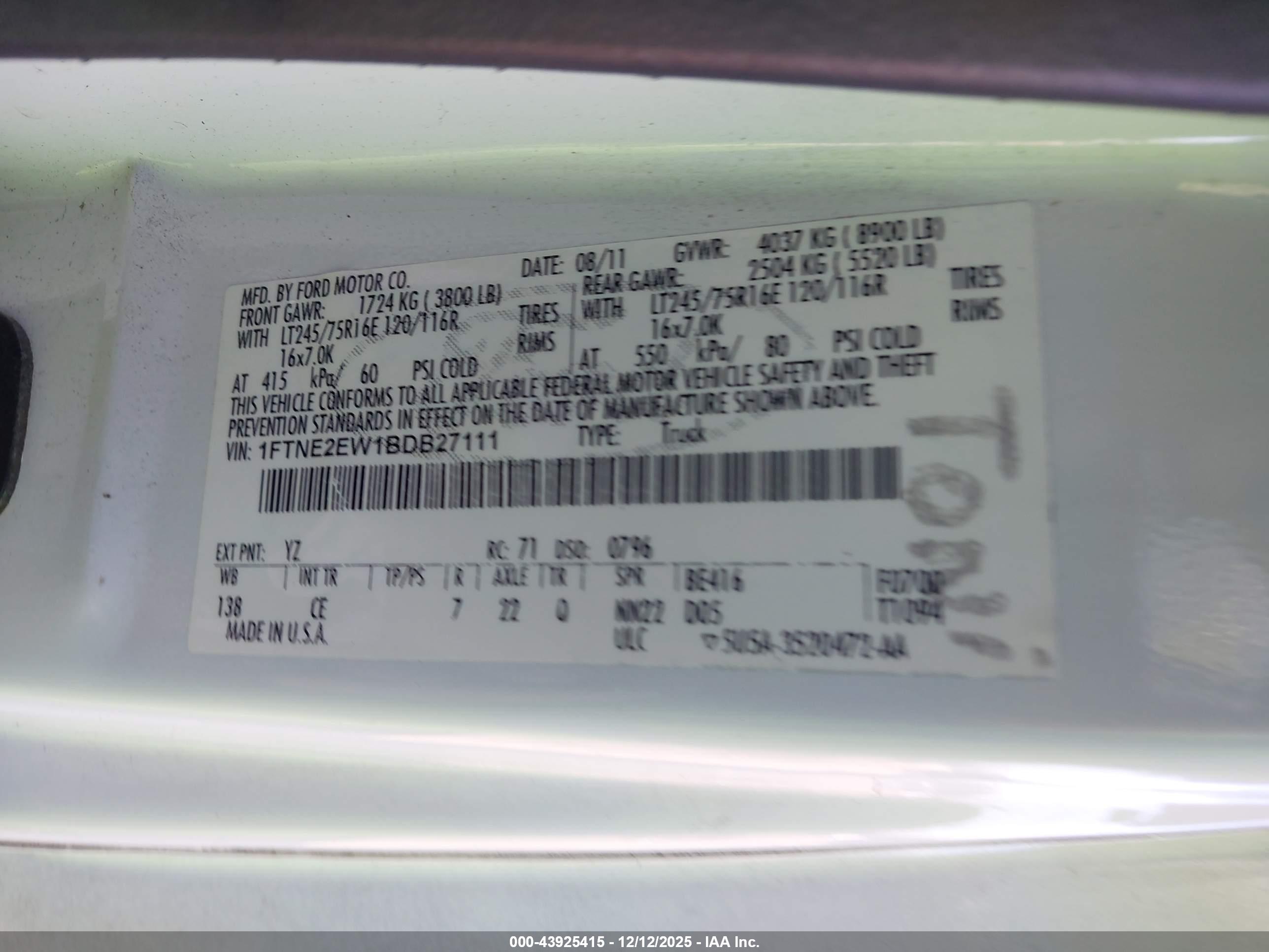 FORD E-250 image 9