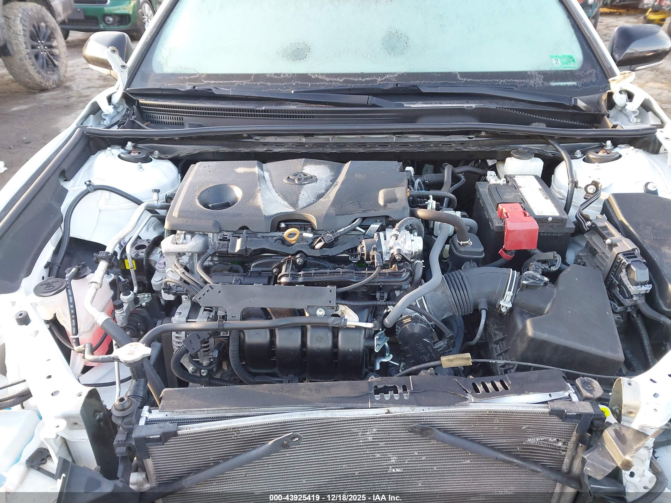 TOYOTA CAMRY image 10
