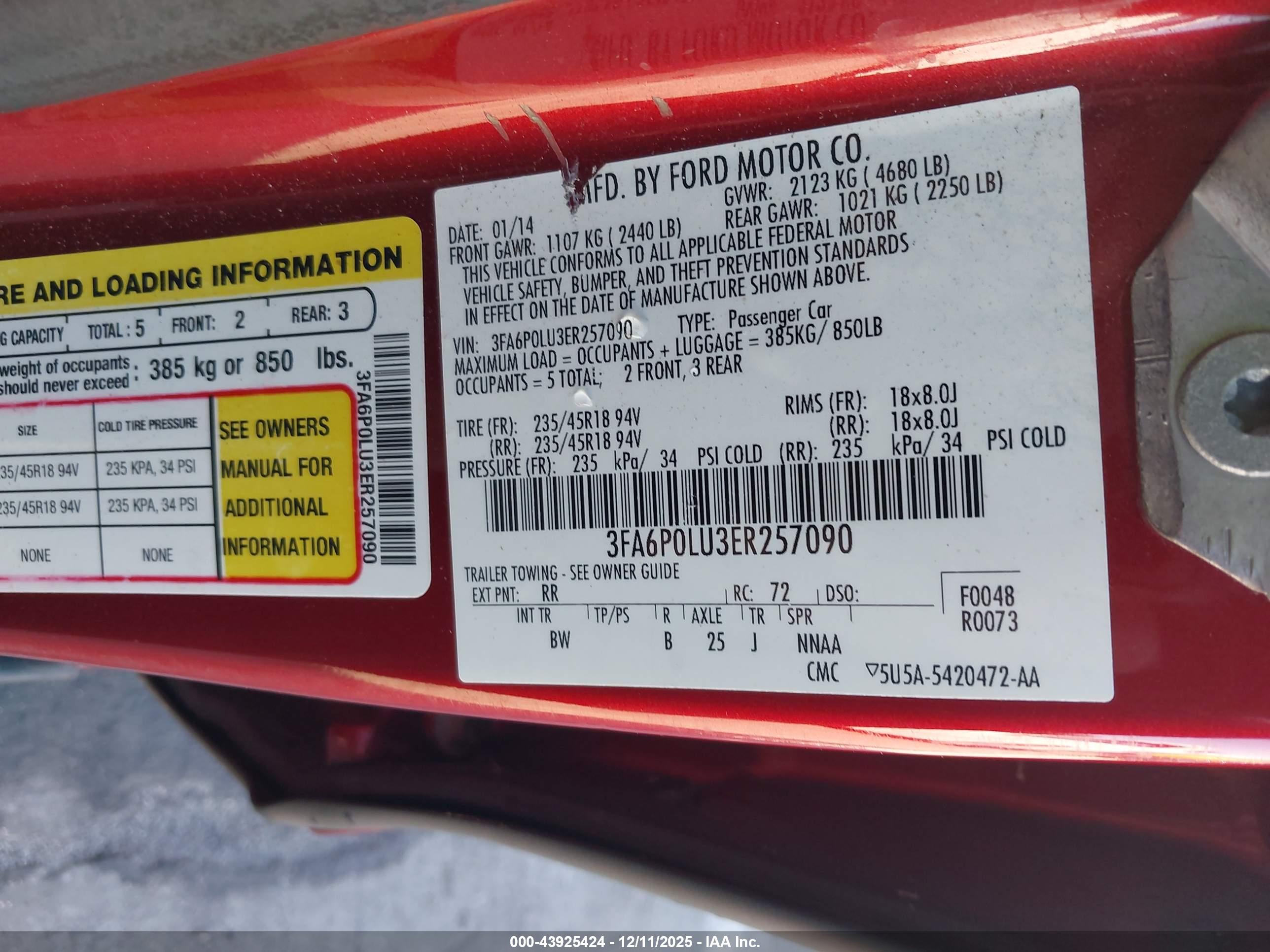 FORD FUSION image 9