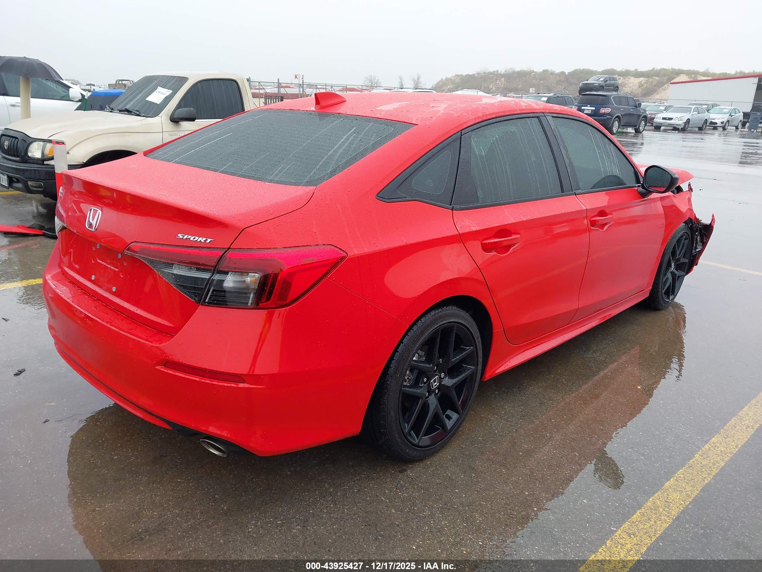 HONDA CIVIC image 4