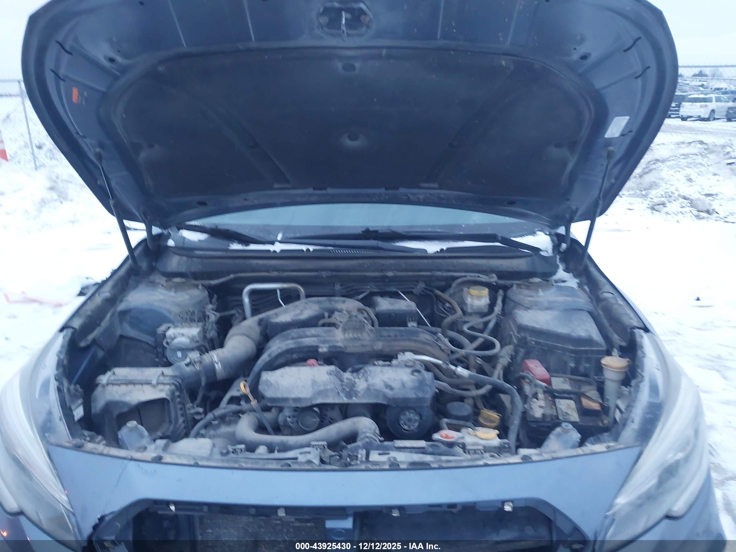 SUBARU LEGACY image 10