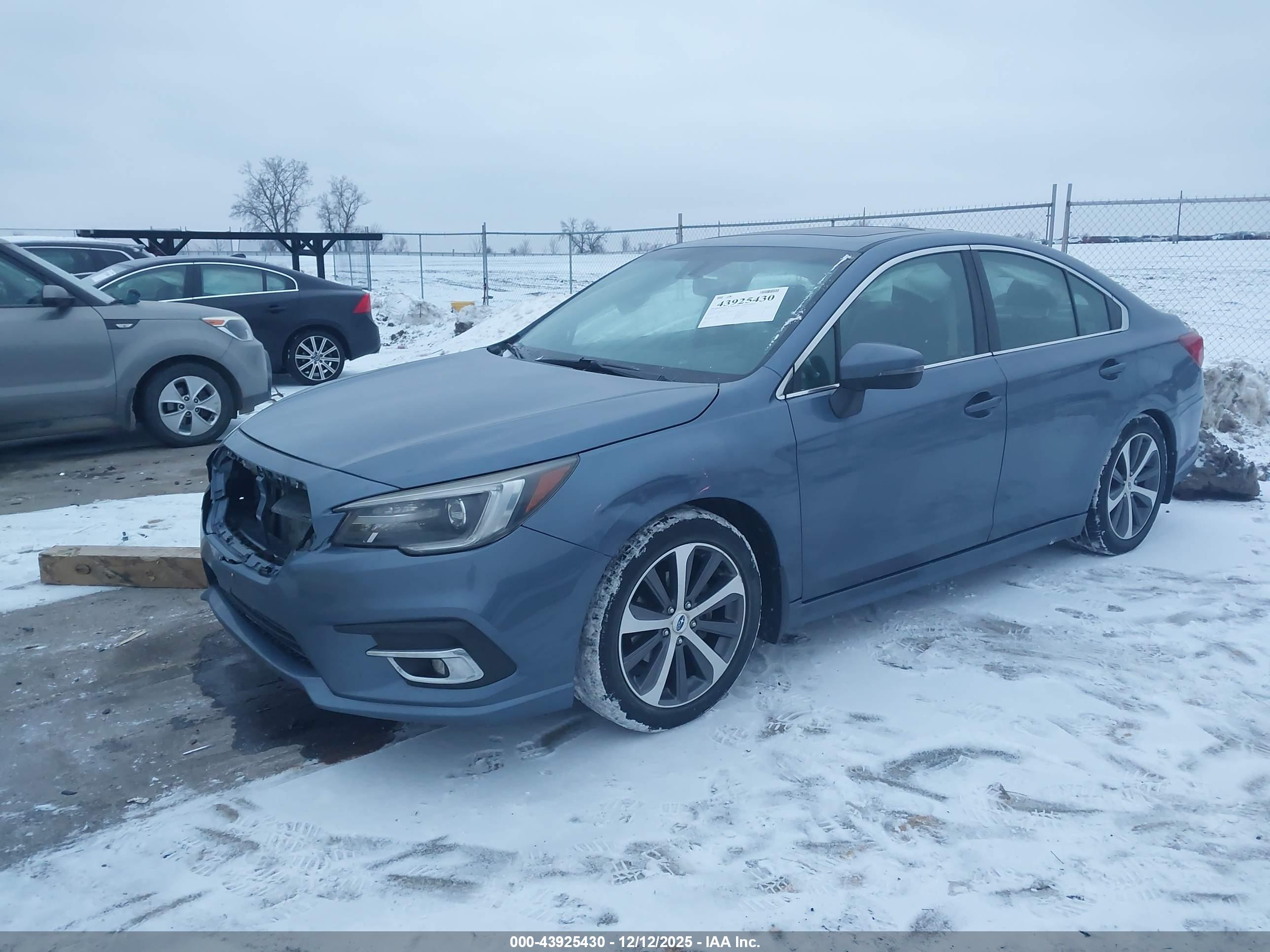 SUBARU LEGACY image 2