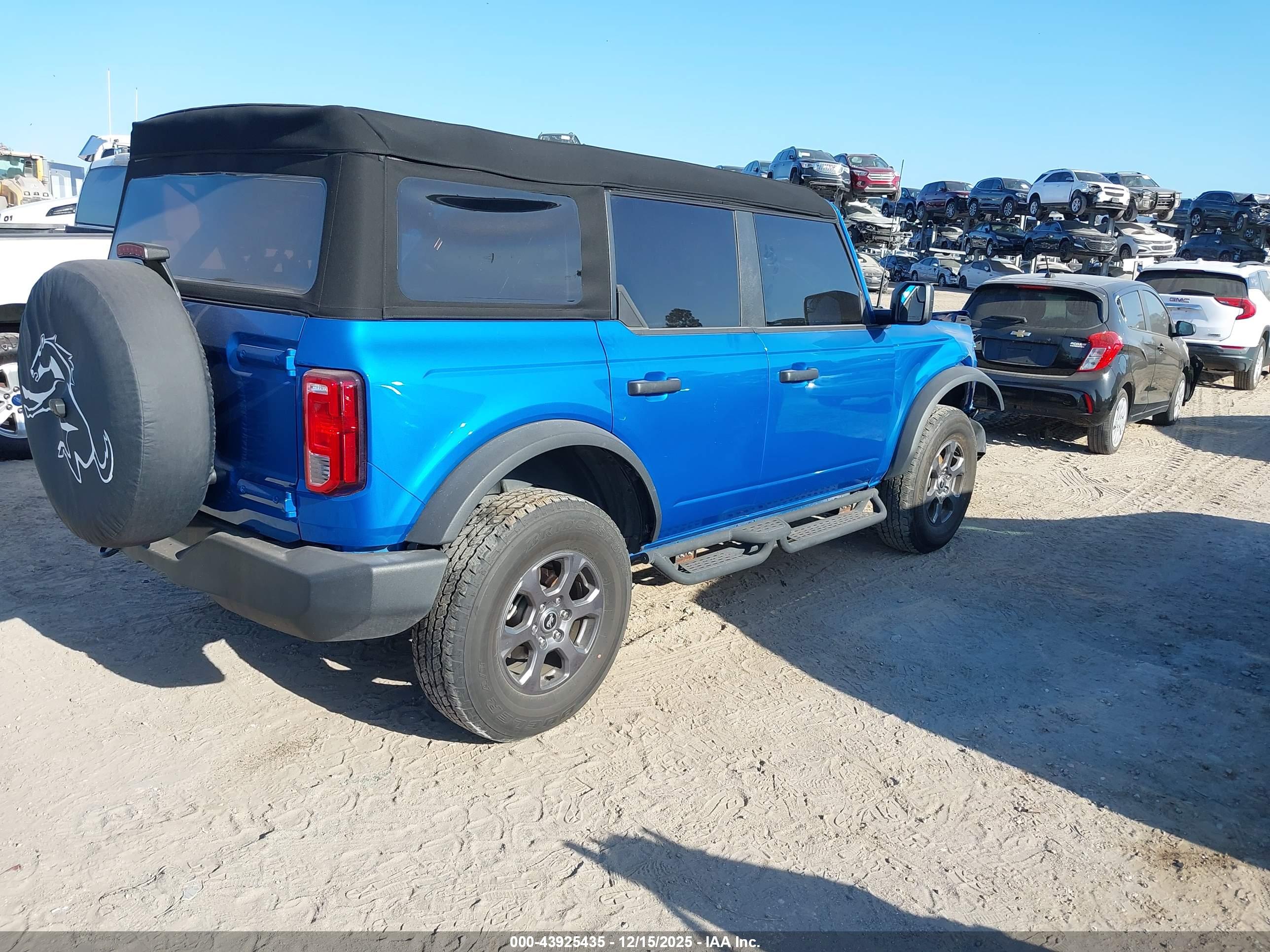 FORD BRONCO image 4