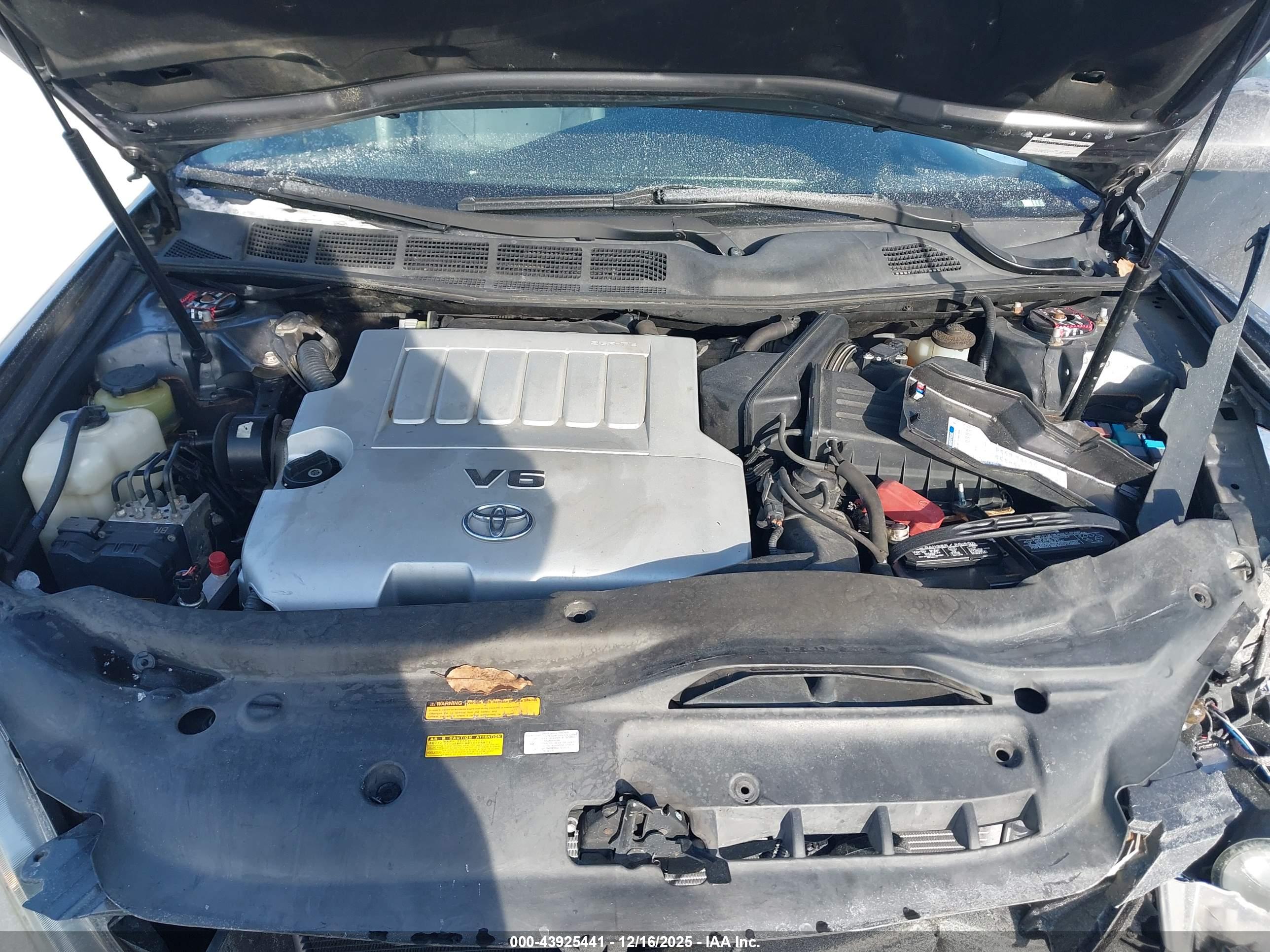 TOYOTA AVALON image 10