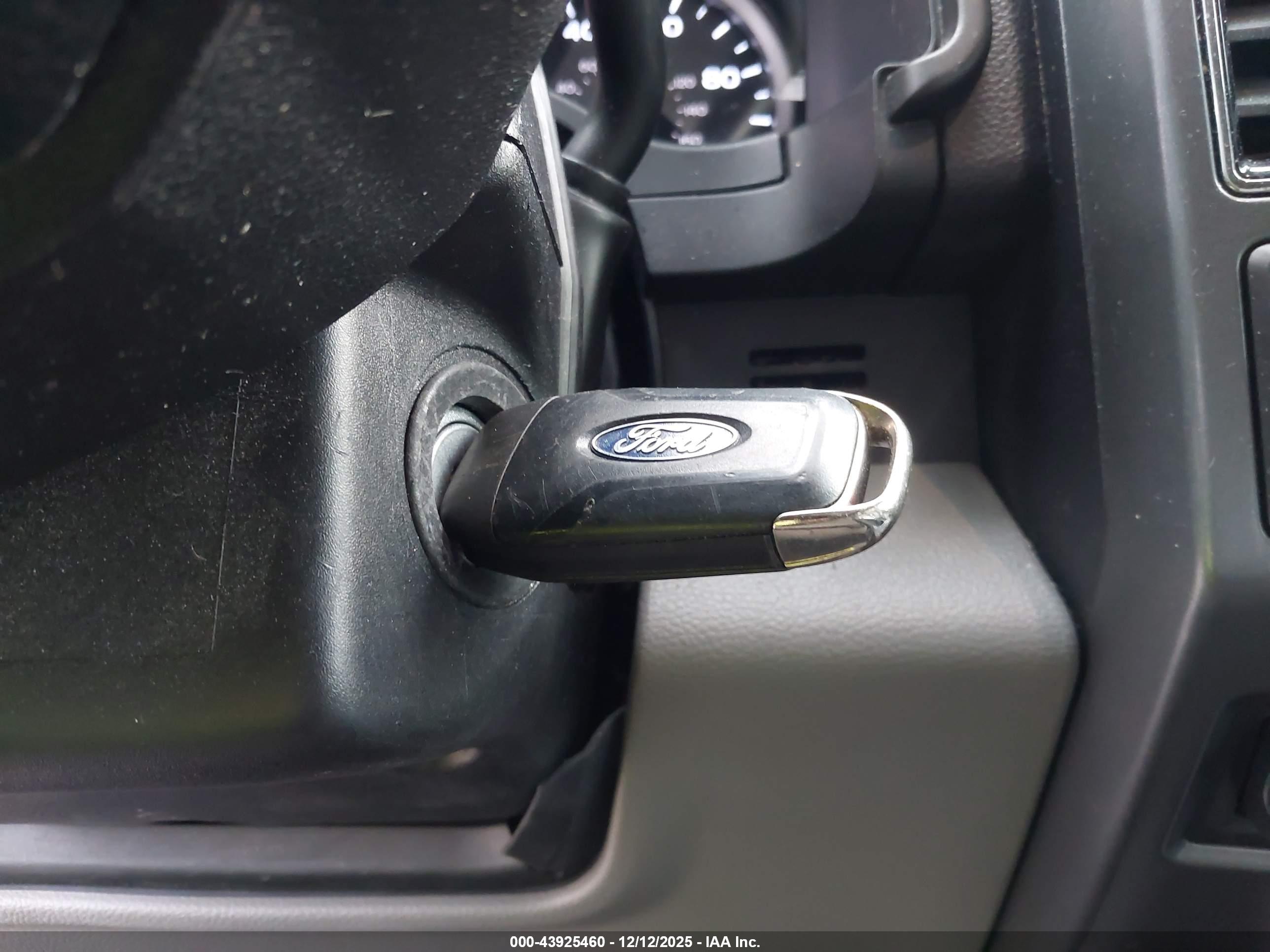 FORD F-250 image 11