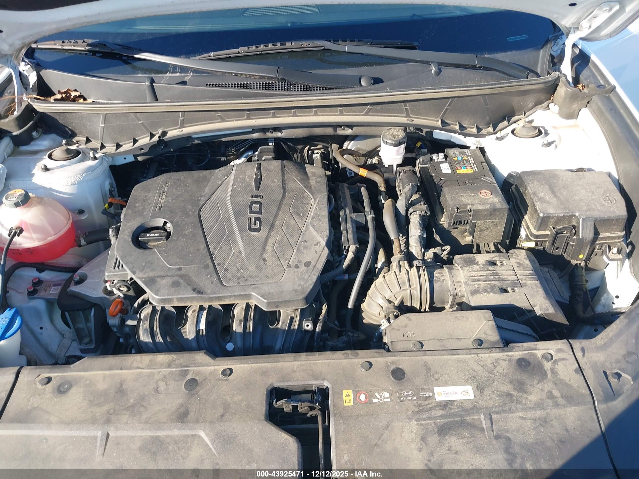 HYUNDAI TUCSON image 10