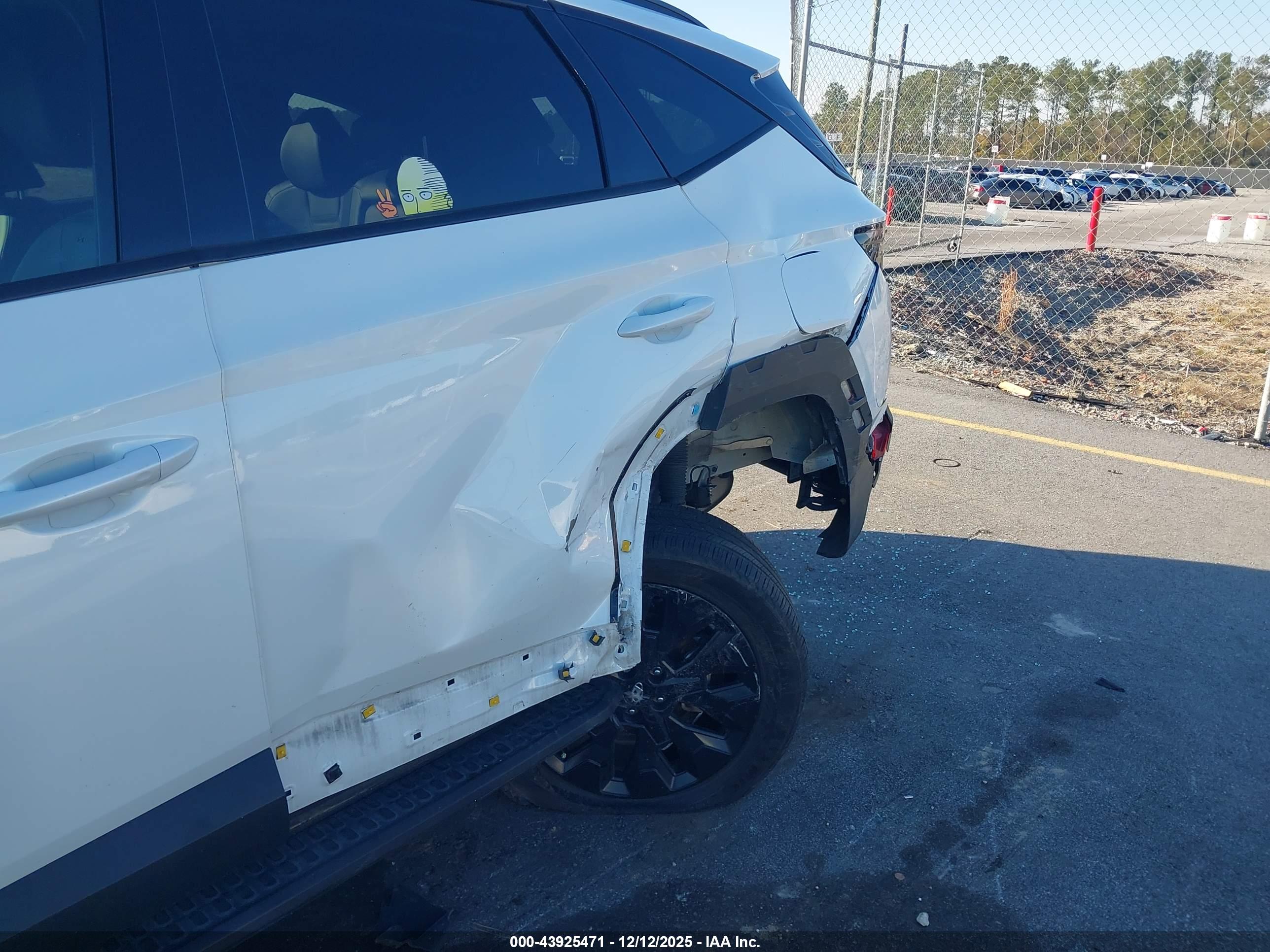 HYUNDAI TUCSON image 6