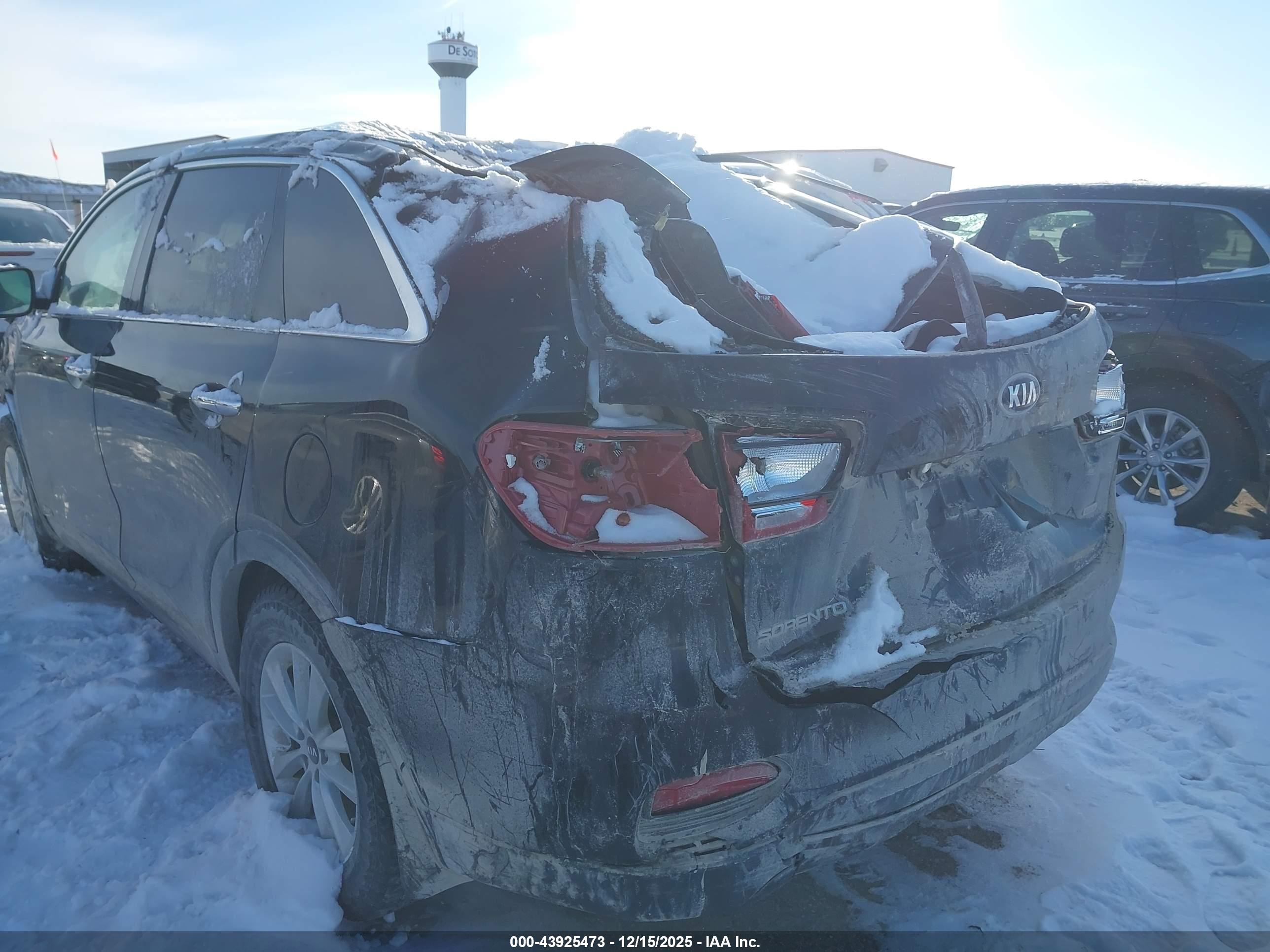 KIA SORENTO image 6