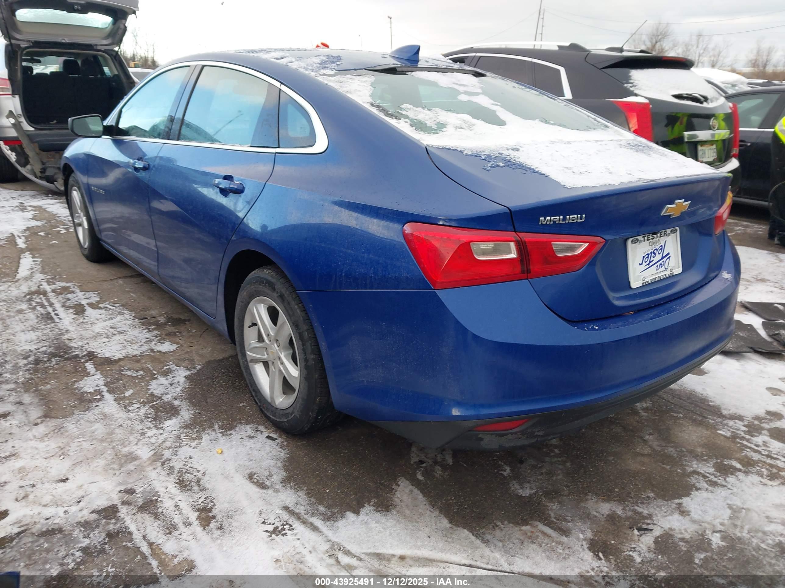 CHEVROLET MALIBU image 3