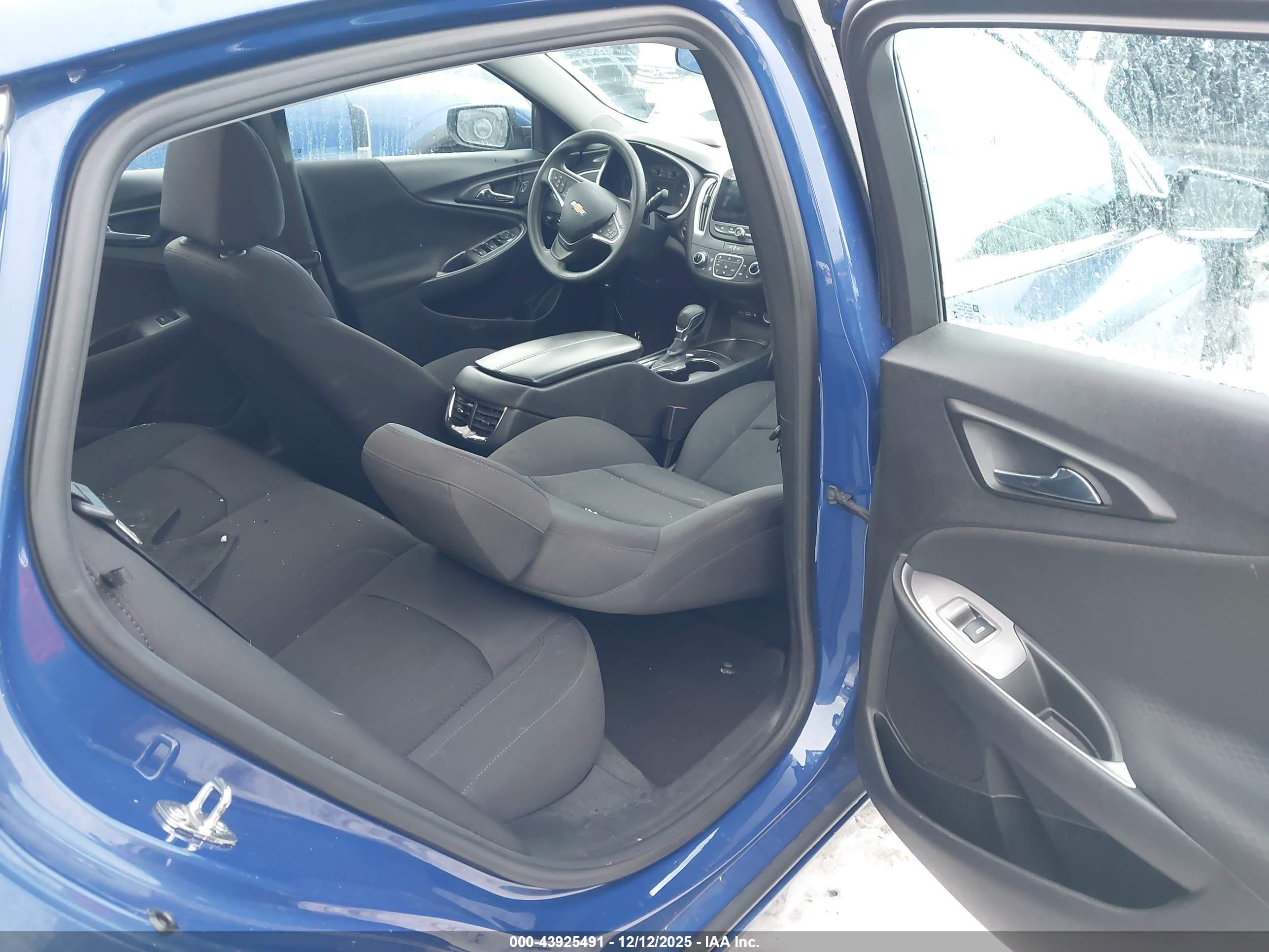 CHEVROLET MALIBU image 8