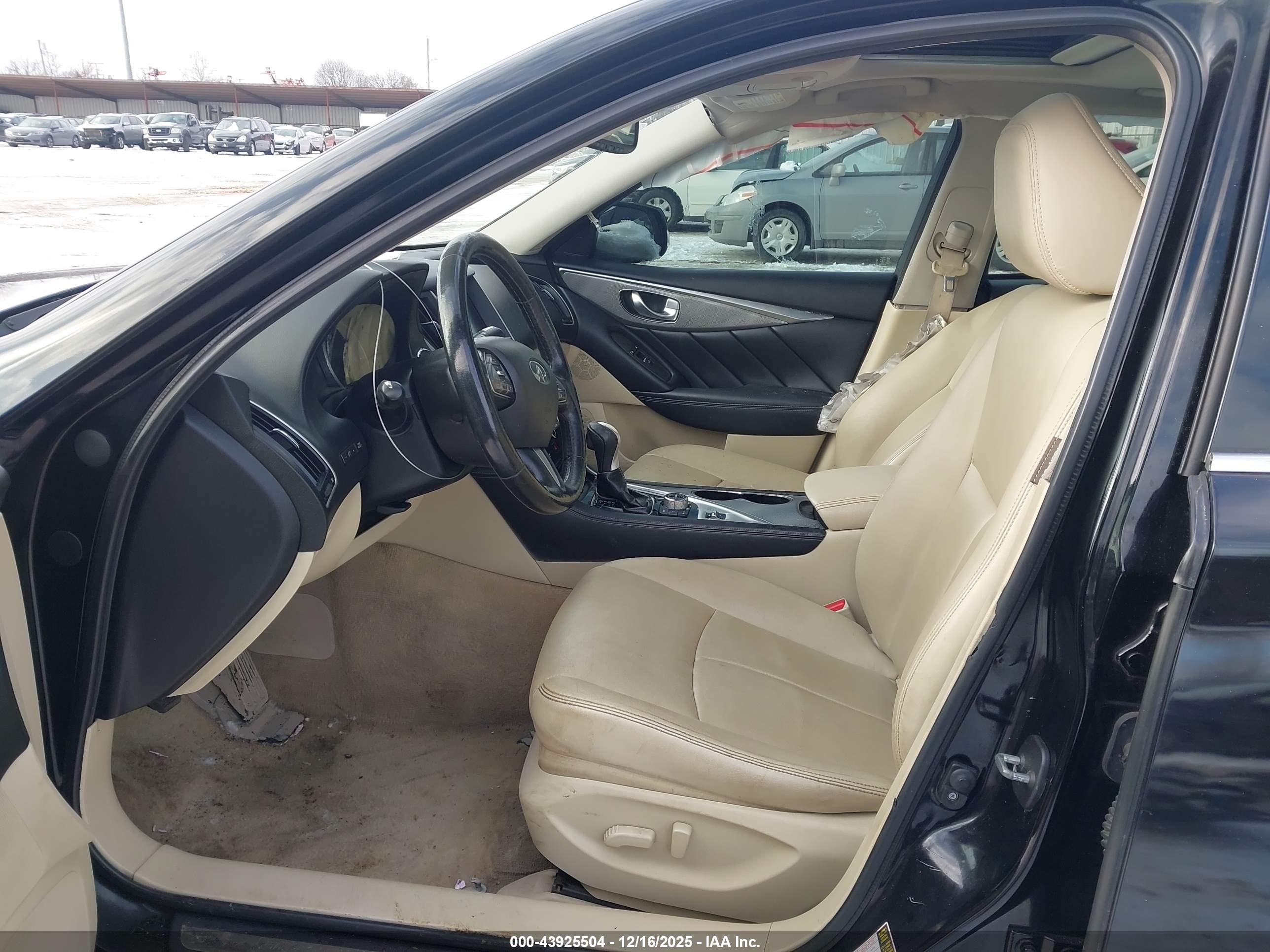 INFINITI Q50 image 5