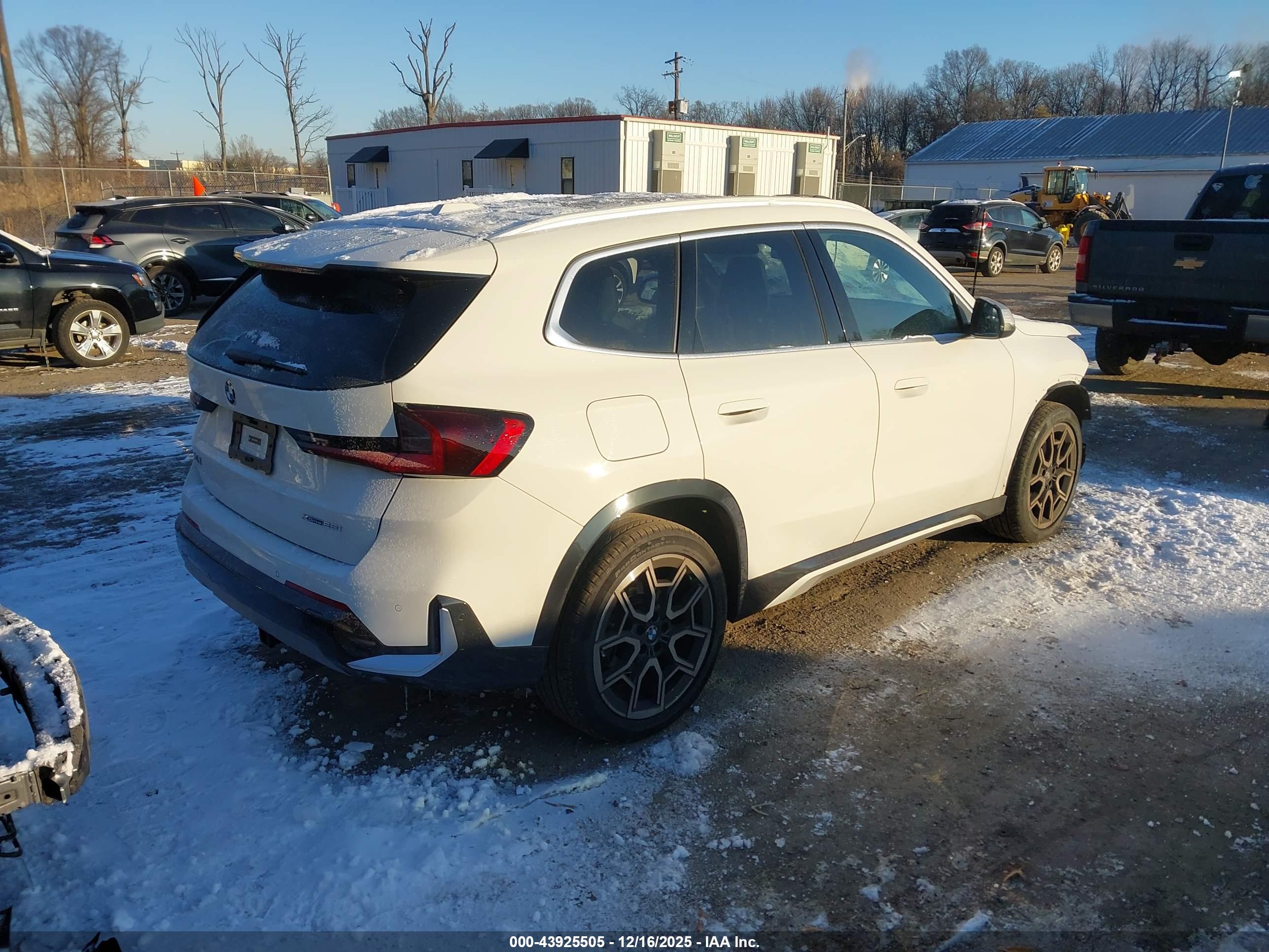 BMW X1 image 4