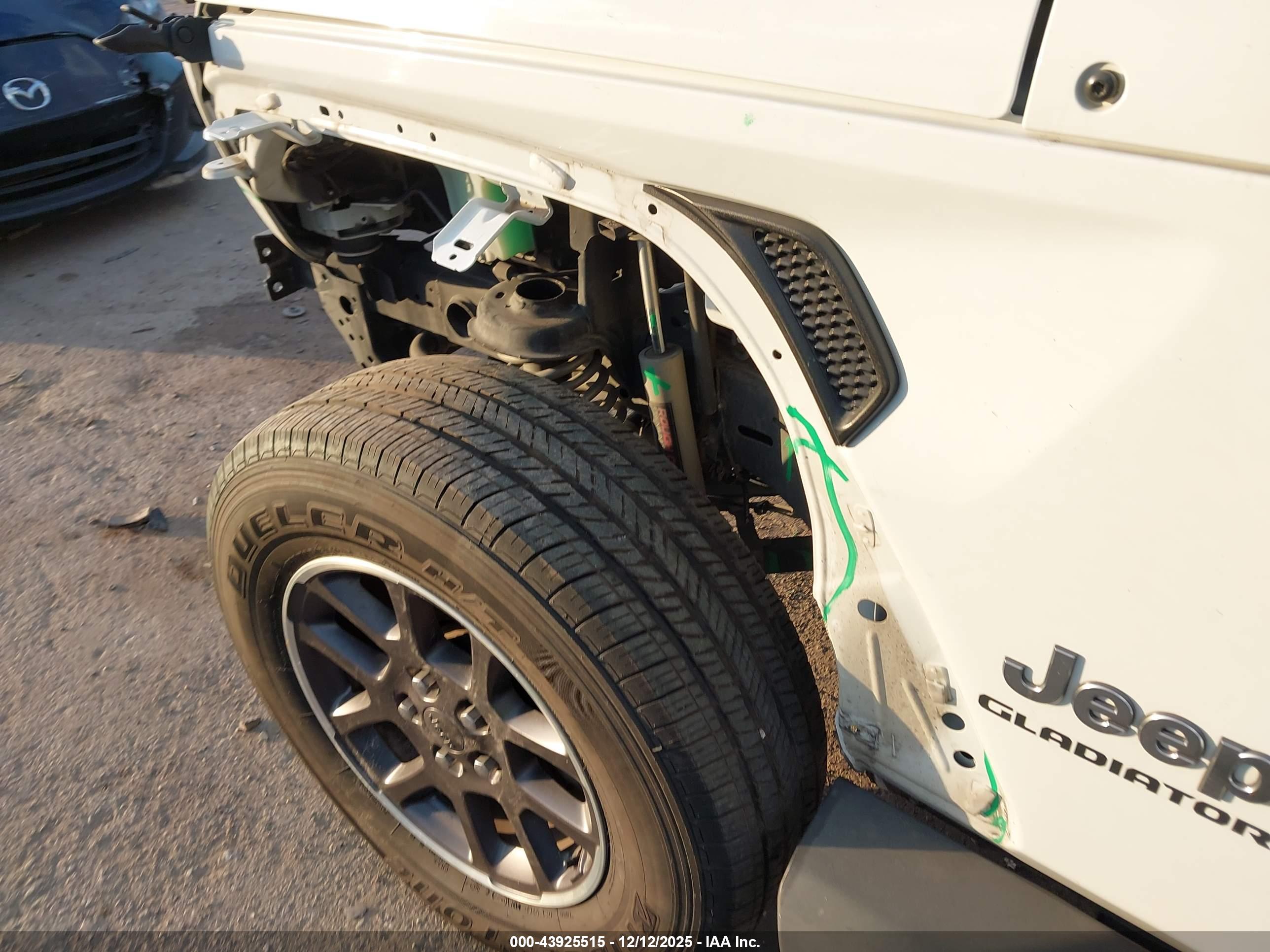 JEEP GLADIATOR image 6