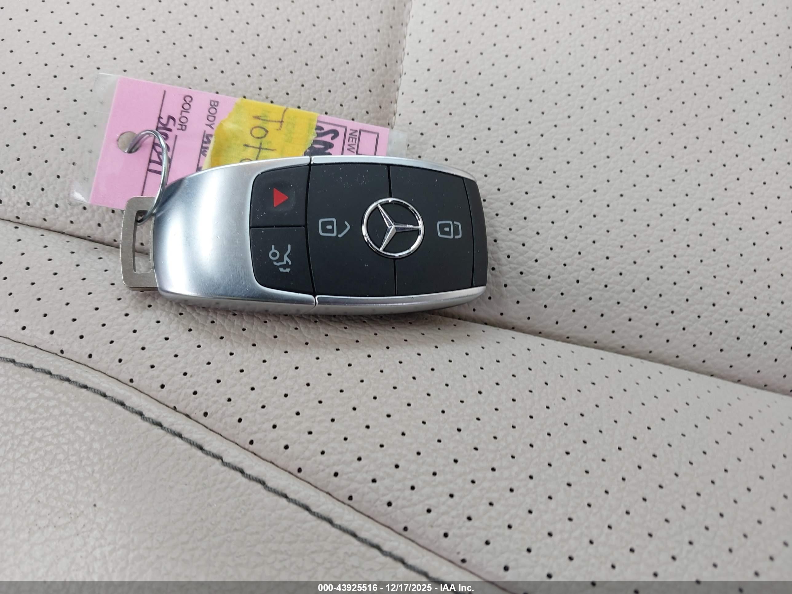 MERCEDES-BENZ GLE image 11